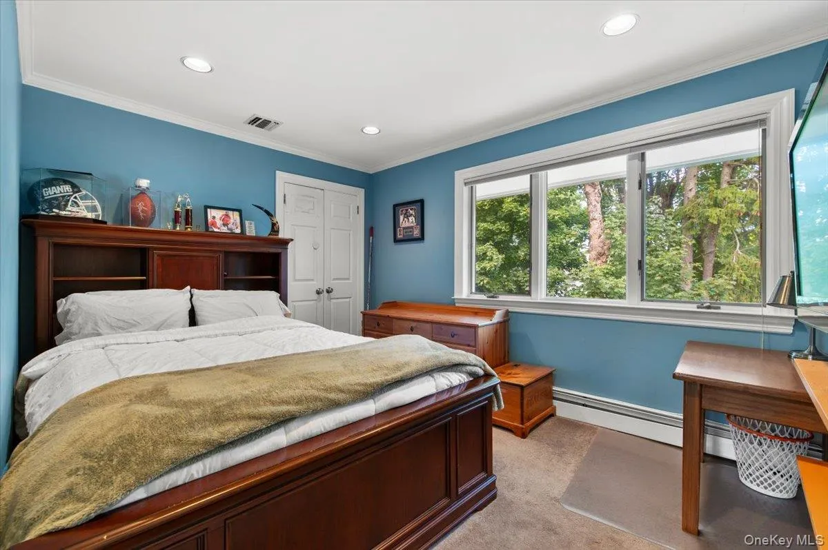 60 Lafayette Avenue, Oyster Bay, NY, 4 Bedrooms Bedrooms, 8 Rooms Rooms,3 BathroomsBathrooms,Residential,For Rent,Lafayette,0,1042500 60 Lafayette Avenue, Oyster Bay, NY, 4 Bedrooms Bedrooms, 8 Rooms Rooms,3 BathroomsBathrooms,Residential,For Rent,Lafayette,0,1042500