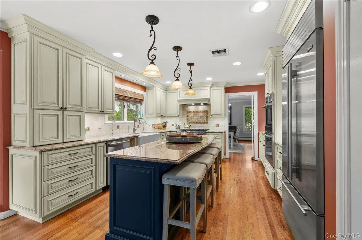 60 Lafayette Avenue, Oyster Bay, NY, 4 Bedrooms Bedrooms, 8 Rooms Rooms,3 BathroomsBathrooms,Residential,For Rent,Lafayette,0,1042500 60 Lafayette Avenue, Oyster Bay, NY, 4 Bedrooms Bedrooms, 8 Rooms Rooms,3 BathroomsBathrooms,Residential,For Rent,Lafayette,0,1042500