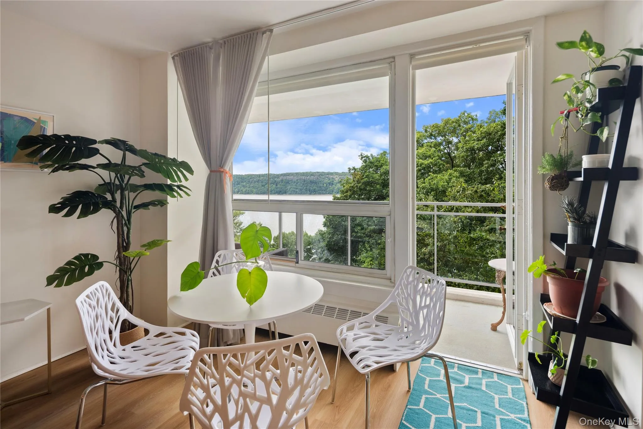 2575 Palisade Avenue, New York, NY, 1 Bedroom Bedrooms, 3 Rooms Rooms,1 BathroomBathrooms,Residential,For Rent,Palisade,0,1042501 2575 Palisade Avenue, New York, NY, 1 Bedroom Bedrooms, 3 Rooms Rooms,1 BathroomBathrooms,Residential,For Rent,Palisade,0,1042501
