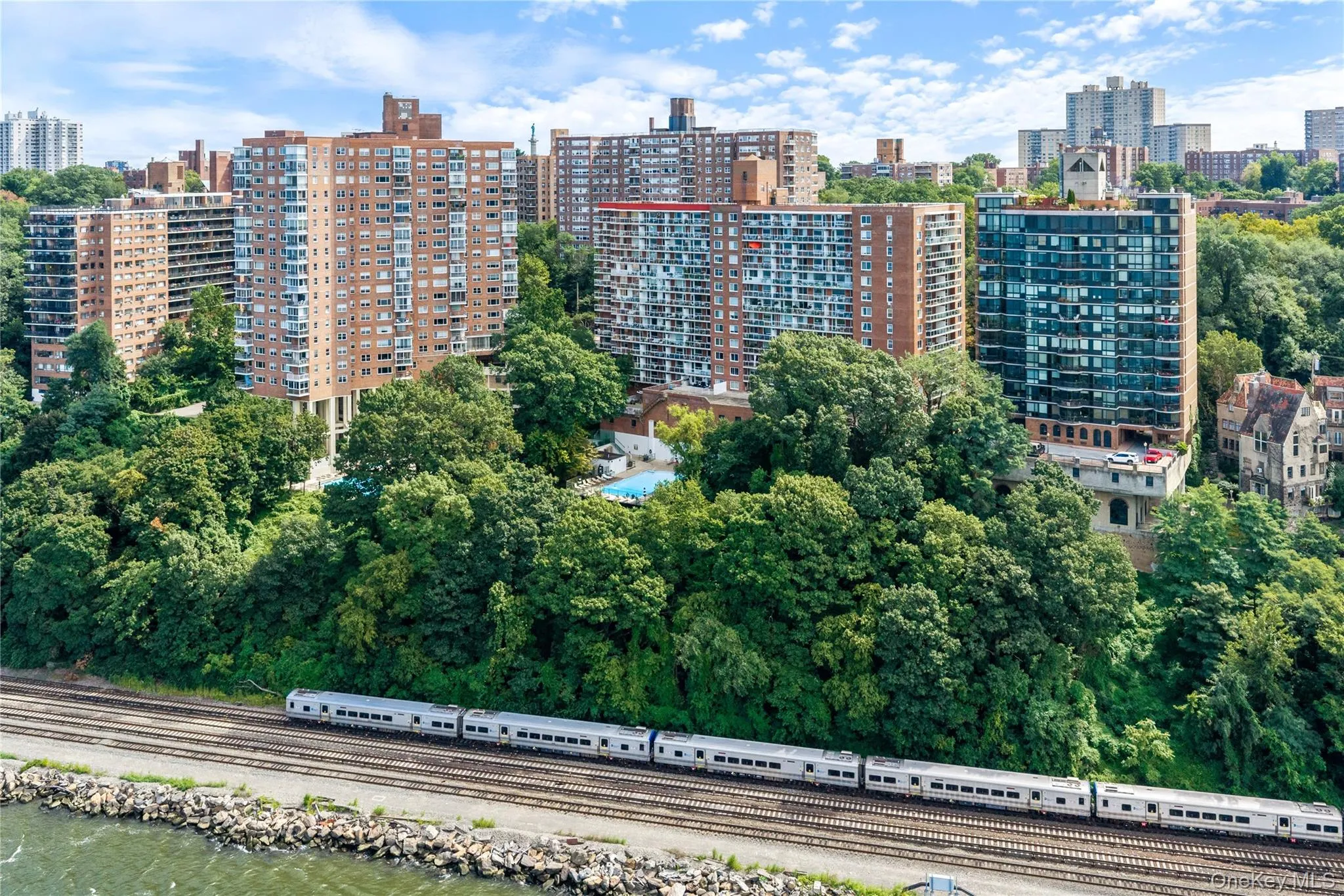 2575 Palisade Avenue, New York, NY, 1 Bedroom Bedrooms, 3 Rooms Rooms,1 BathroomBathrooms,Residential,For Rent,Palisade,0,1042501 2575 Palisade Avenue, New York, NY, 1 Bedroom Bedrooms, 3 Rooms Rooms,1 BathroomBathrooms,Residential,For Rent,Palisade,0,1042501