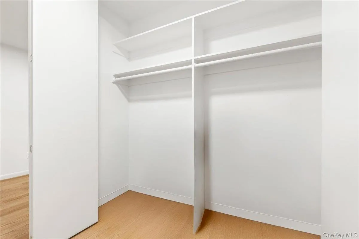 601 Kappock Street, New York, NY, 1 Bedroom Bedrooms, 3 Rooms Rooms,1 BathroomBathrooms,Residential,For Rent,Kappock,0,1042504 601 Kappock Street, New York, NY, 1 Bedroom Bedrooms, 3 Rooms Rooms,1 BathroomBathrooms,Residential,For Rent,Kappock,0,1042504