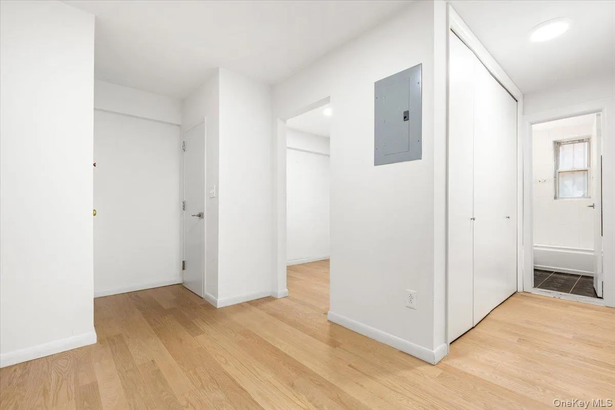 601 Kappock Street, New York, NY, 1 Bedroom Bedrooms, 3 Rooms Rooms,1 BathroomBathrooms,Residential,For Rent,Kappock,0,1042504 601 Kappock Street, New York, NY, 1 Bedroom Bedrooms, 3 Rooms Rooms,1 BathroomBathrooms,Residential,For Rent,Kappock,0,1042504