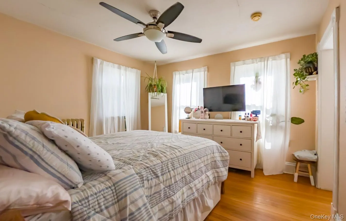 524 Simpson Place, Peekskill, NY, 3 Bedrooms Bedrooms, 6 Rooms Rooms,1 BathroomBathrooms,Residential,For Rent,Simpson,0,1042506 524 Simpson Place, Peekskill, NY, 3 Bedrooms Bedrooms, 6 Rooms Rooms,1 BathroomBathrooms,Residential,For Rent,Simpson,0,1042506
