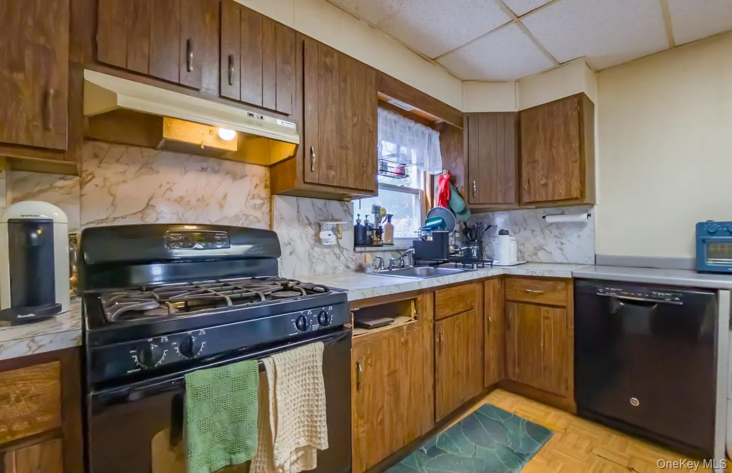 524 Simpson Place, Peekskill, NY, 3 Bedrooms Bedrooms, 6 Rooms Rooms,1 BathroomBathrooms,Residential,For Rent,Simpson,0,1042506 524 Simpson Place, Peekskill, NY, 3 Bedrooms Bedrooms, 6 Rooms Rooms,1 BathroomBathrooms,Residential,For Rent,Simpson,0,1042506