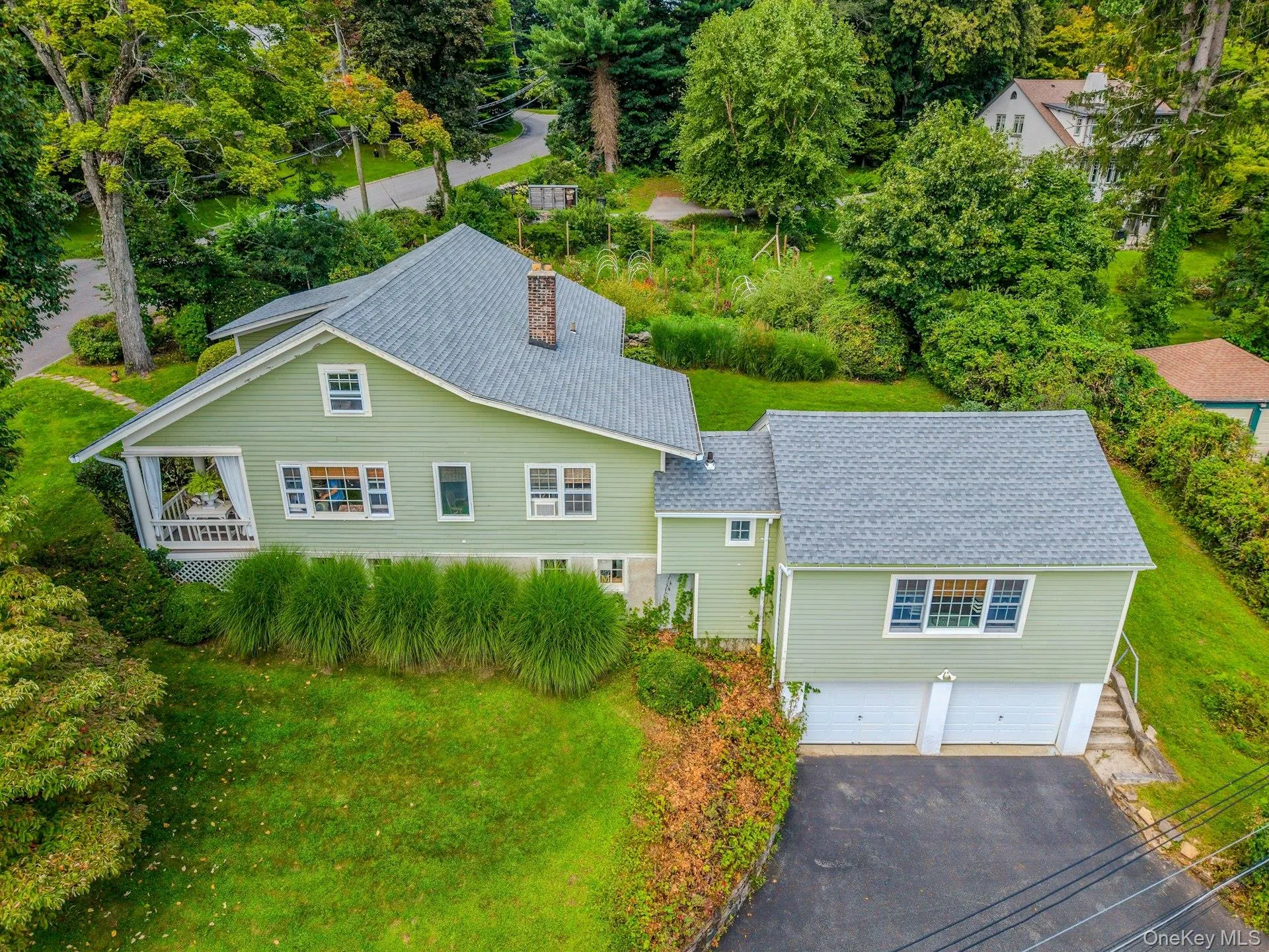 35 Grandview Avenue, Mount Pleasant, NY, 3 Bedrooms Bedrooms, 7 Rooms Rooms,1 BathroomBathrooms,Residential,For Rent,Grandview,0,1042508 35 Grandview Avenue, Mount Pleasant, NY, 3 Bedrooms Bedrooms, 7 Rooms Rooms,1 BathroomBathrooms,Residential,For Rent,Grandview,0,1042508
