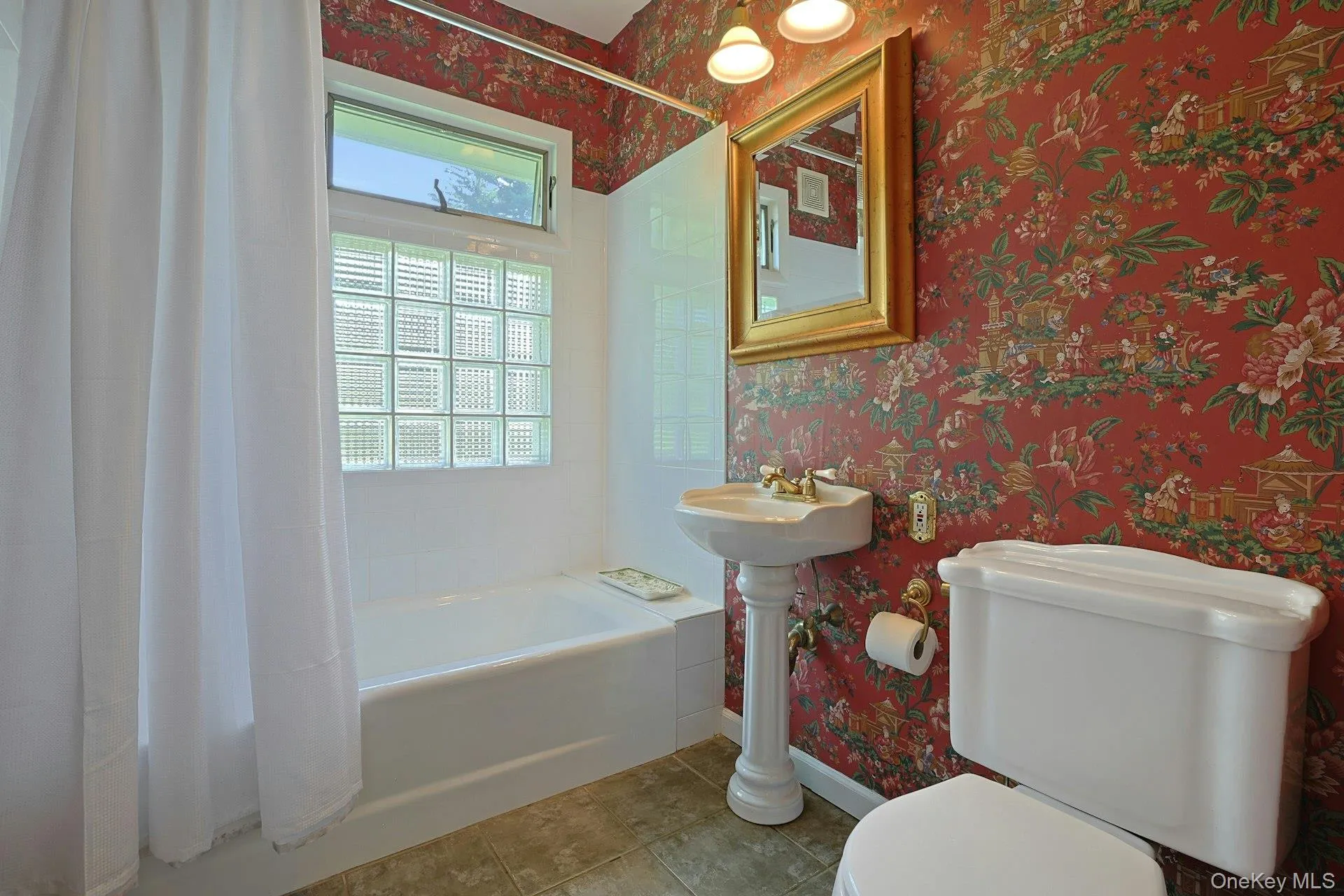 35 Grandview Avenue, Mount Pleasant, NY, 3 Bedrooms Bedrooms, 7 Rooms Rooms,1 BathroomBathrooms,Residential,For Rent,Grandview,0,1042508 35 Grandview Avenue, Mount Pleasant, NY, 3 Bedrooms Bedrooms, 7 Rooms Rooms,1 BathroomBathrooms,Residential,For Rent,Grandview,0,1042508