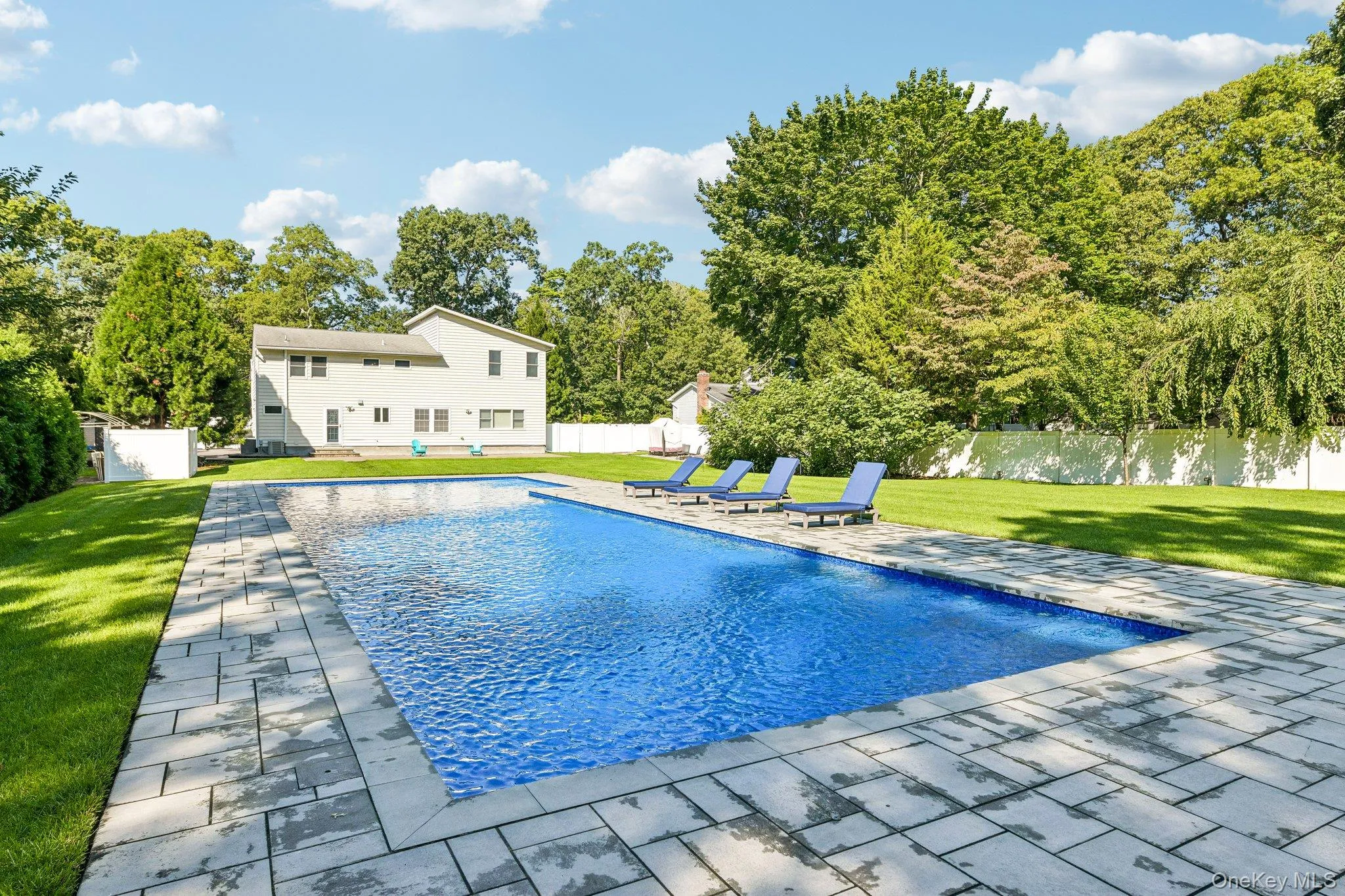 Official 25 yard short course, heated, saltwater pool. A swimmers dream. Extreme privacy from neighbors and 1/4 acre woods behind. Official 25 yard short course, heated, saltwater pool. A swimmers dream. Extreme privacy from neighbors and 1/4 acre woods behind.
