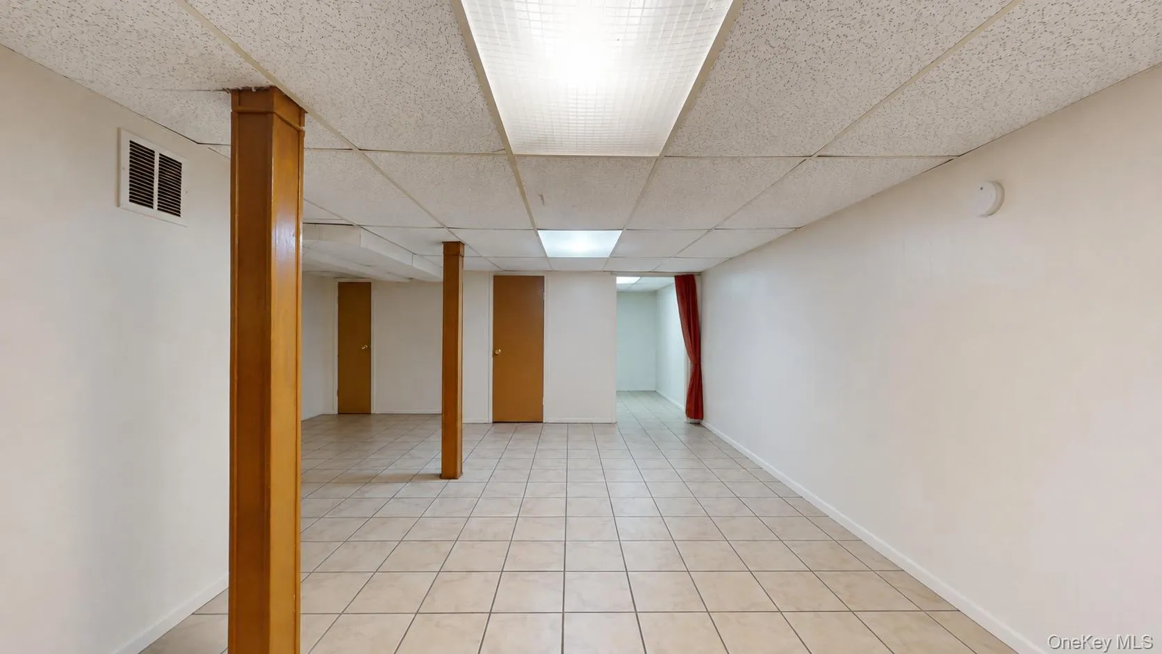 9408 Forbell Street, New York, NY, 3 Bedrooms Bedrooms, 8 Rooms Rooms,1 BathroomBathrooms,Residential,For Rent,Forbell,0,1042514 9408 Forbell Street, New York, NY, 3 Bedrooms Bedrooms, 8 Rooms Rooms,1 BathroomBathrooms,Residential,For Rent,Forbell,0,1042514