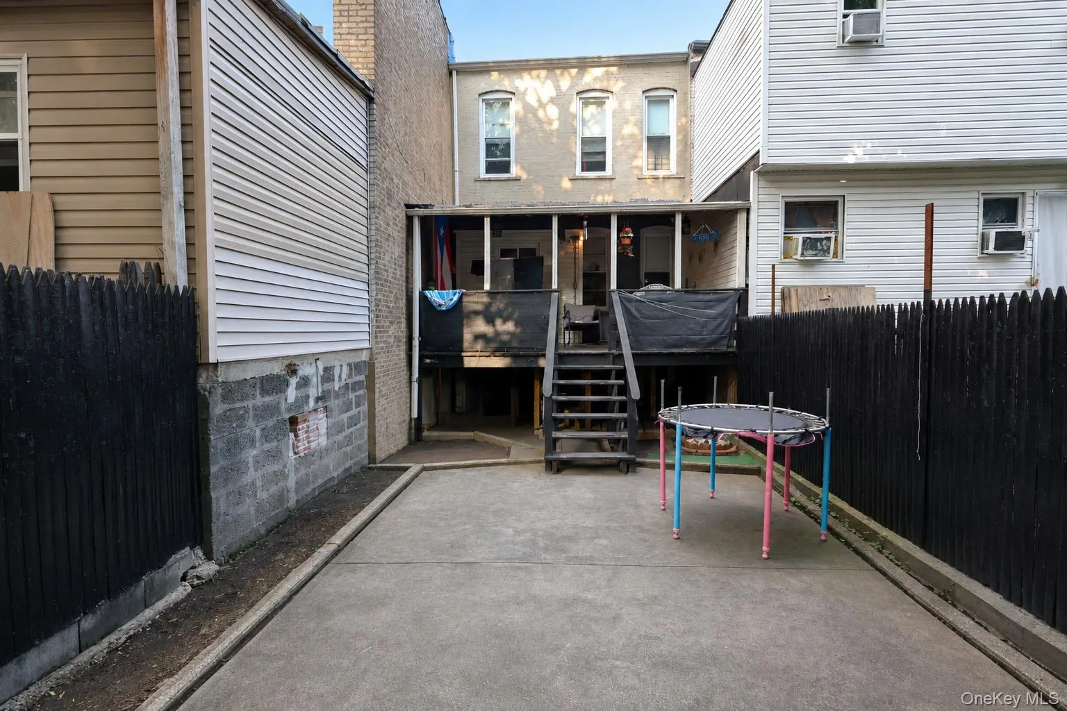 9408 Forbell Street, New York, NY, 3 Bedrooms Bedrooms, 8 Rooms Rooms,1 BathroomBathrooms,Residential,For Rent,Forbell,0,1042514 9408 Forbell Street, New York, NY, 3 Bedrooms Bedrooms, 8 Rooms Rooms,1 BathroomBathrooms,Residential,For Rent,Forbell,0,1042514