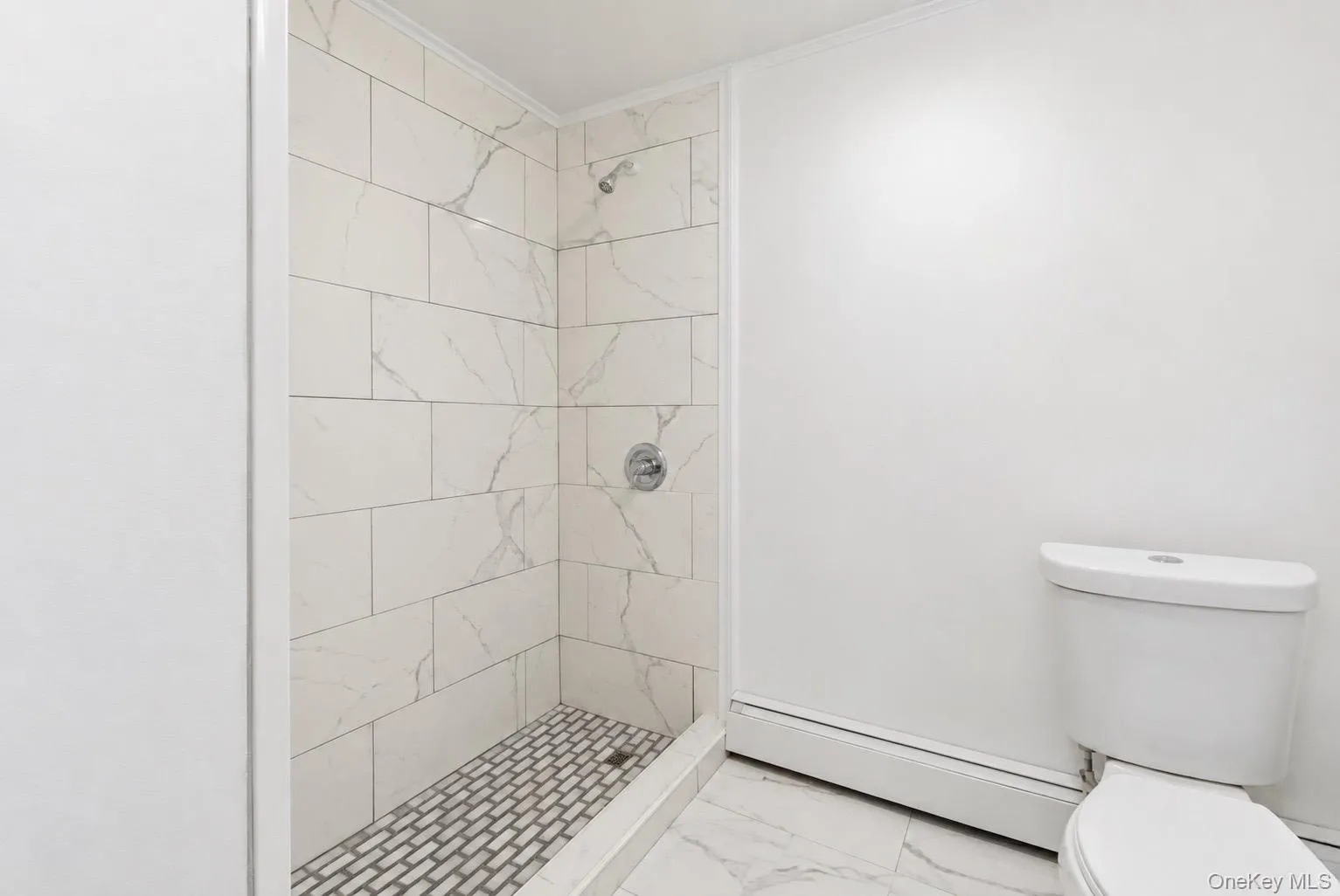 38 Golden Gate Drive, Brookhaven, NY, 6 Bedrooms Bedrooms, 10 Rooms Rooms,3 BathroomsBathrooms,Residential,For Rent,Golden Gate,0,1042520 38 Golden Gate Drive, Brookhaven, NY, 6 Bedrooms Bedrooms, 10 Rooms Rooms,3 BathroomsBathrooms,Residential,For Rent,Golden Gate,0,1042520