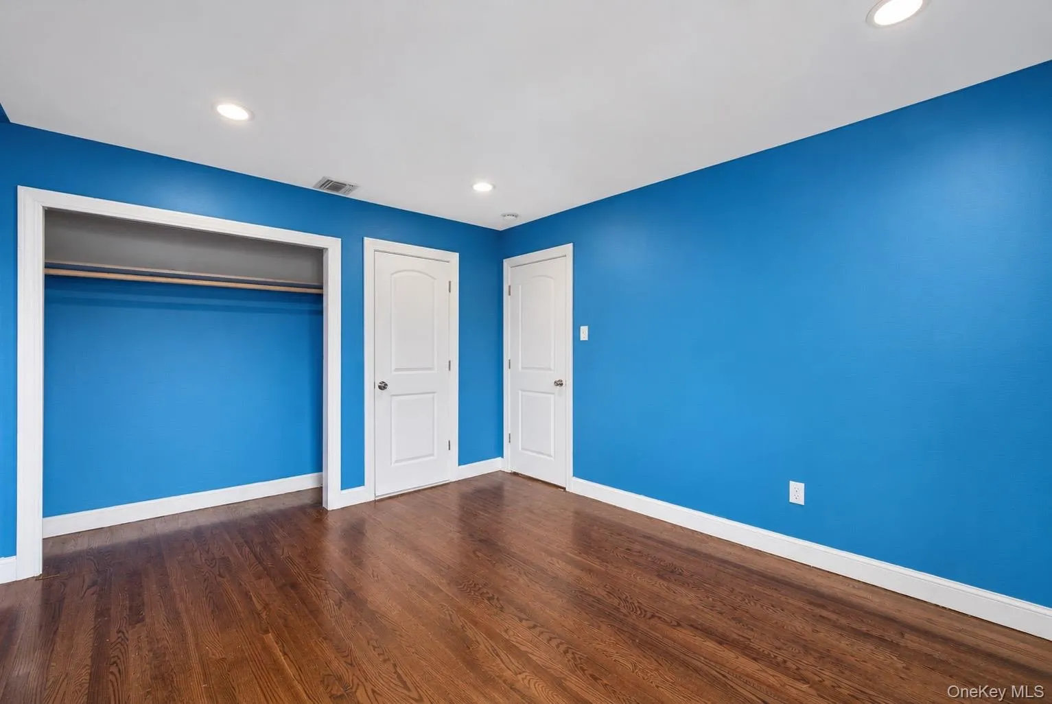 38 Golden Gate Drive, Brookhaven, NY, 6 Bedrooms Bedrooms, 10 Rooms Rooms,3 BathroomsBathrooms,Residential,For Rent,Golden Gate,0,1042520 38 Golden Gate Drive, Brookhaven, NY, 6 Bedrooms Bedrooms, 10 Rooms Rooms,3 BathroomsBathrooms,Residential,For Rent,Golden Gate,0,1042520