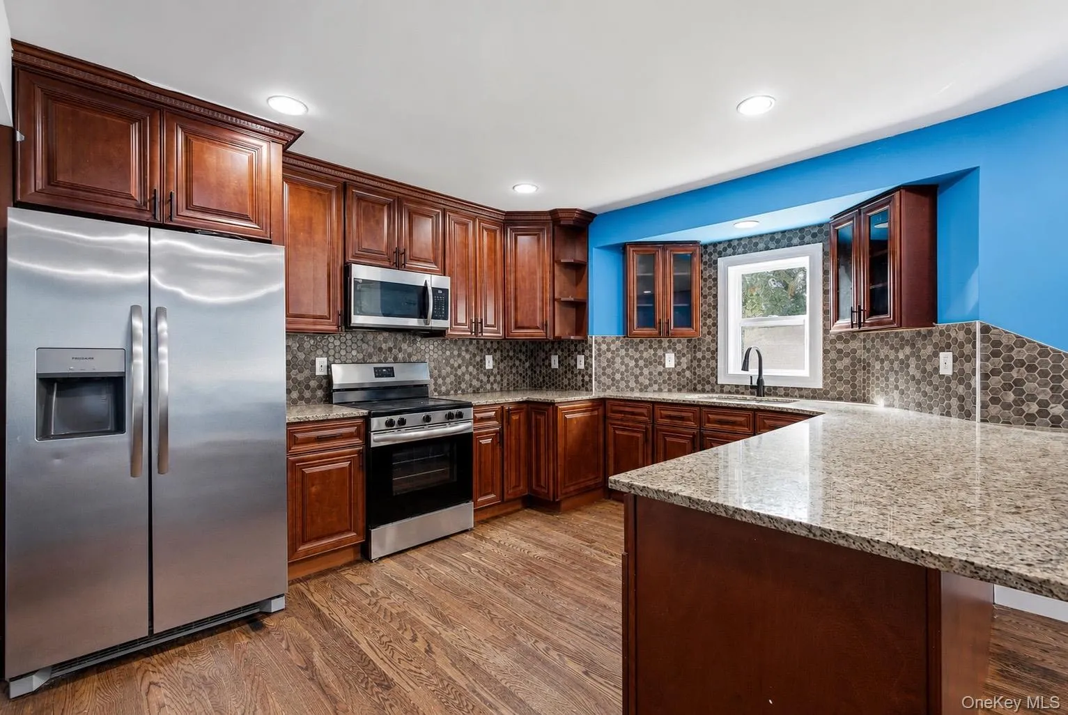 38 Golden Gate Drive, Brookhaven, NY, 6 Bedrooms Bedrooms, 10 Rooms Rooms,3 BathroomsBathrooms,Residential,For Rent,Golden Gate,0,1042520 38 Golden Gate Drive, Brookhaven, NY, 6 Bedrooms Bedrooms, 10 Rooms Rooms,3 BathroomsBathrooms,Residential,For Rent,Golden Gate,0,1042520