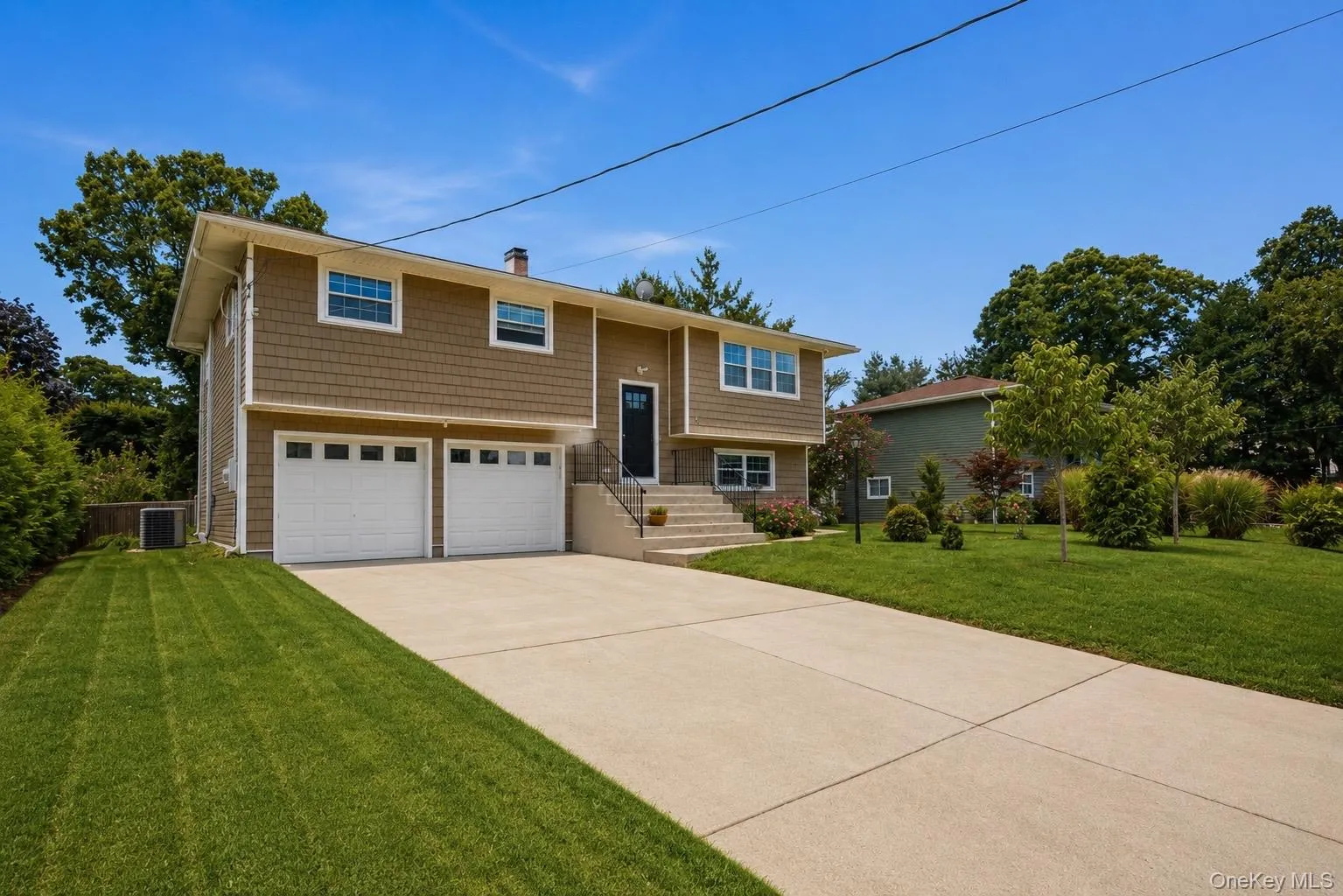 38 Golden Gate Drive, Brookhaven, NY, 6 Bedrooms Bedrooms, 10 Rooms Rooms,3 BathroomsBathrooms,Residential,For Rent,Golden Gate,0,1042520 38 Golden Gate Drive, Brookhaven, NY, 6 Bedrooms Bedrooms, 10 Rooms Rooms,3 BathroomsBathrooms,Residential,For Rent,Golden Gate,0,1042520