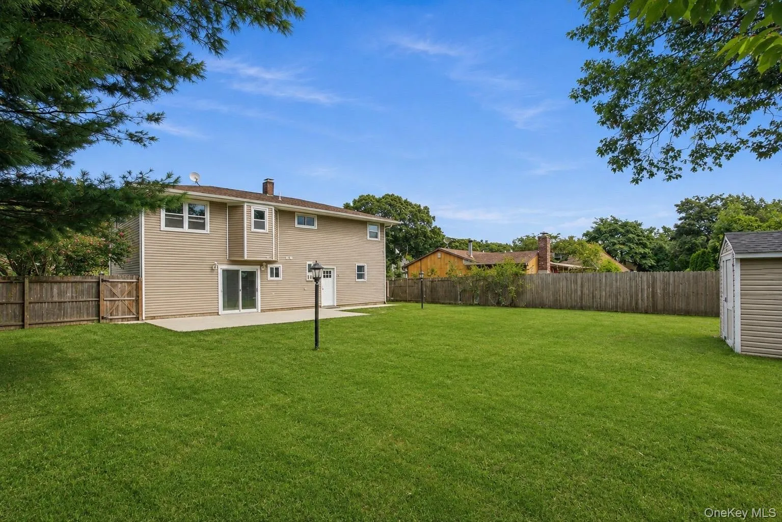 38 Golden Gate Drive, Brookhaven, NY, 6 Bedrooms Bedrooms, 10 Rooms Rooms,3 BathroomsBathrooms,Residential,For Rent,Golden Gate,0,1042520 38 Golden Gate Drive, Brookhaven, NY, 6 Bedrooms Bedrooms, 10 Rooms Rooms,3 BathroomsBathrooms,Residential,For Rent,Golden Gate,0,1042520