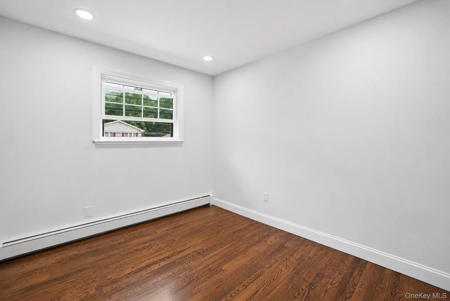 38 Golden Gate Drive, Brookhaven, NY, 6 Bedrooms Bedrooms, 10 Rooms Rooms,3 BathroomsBathrooms,Residential,For Rent,Golden Gate,0,1042520 38 Golden Gate Drive, Brookhaven, NY, 6 Bedrooms Bedrooms, 10 Rooms Rooms,3 BathroomsBathrooms,Residential,For Rent,Golden Gate,0,1042520