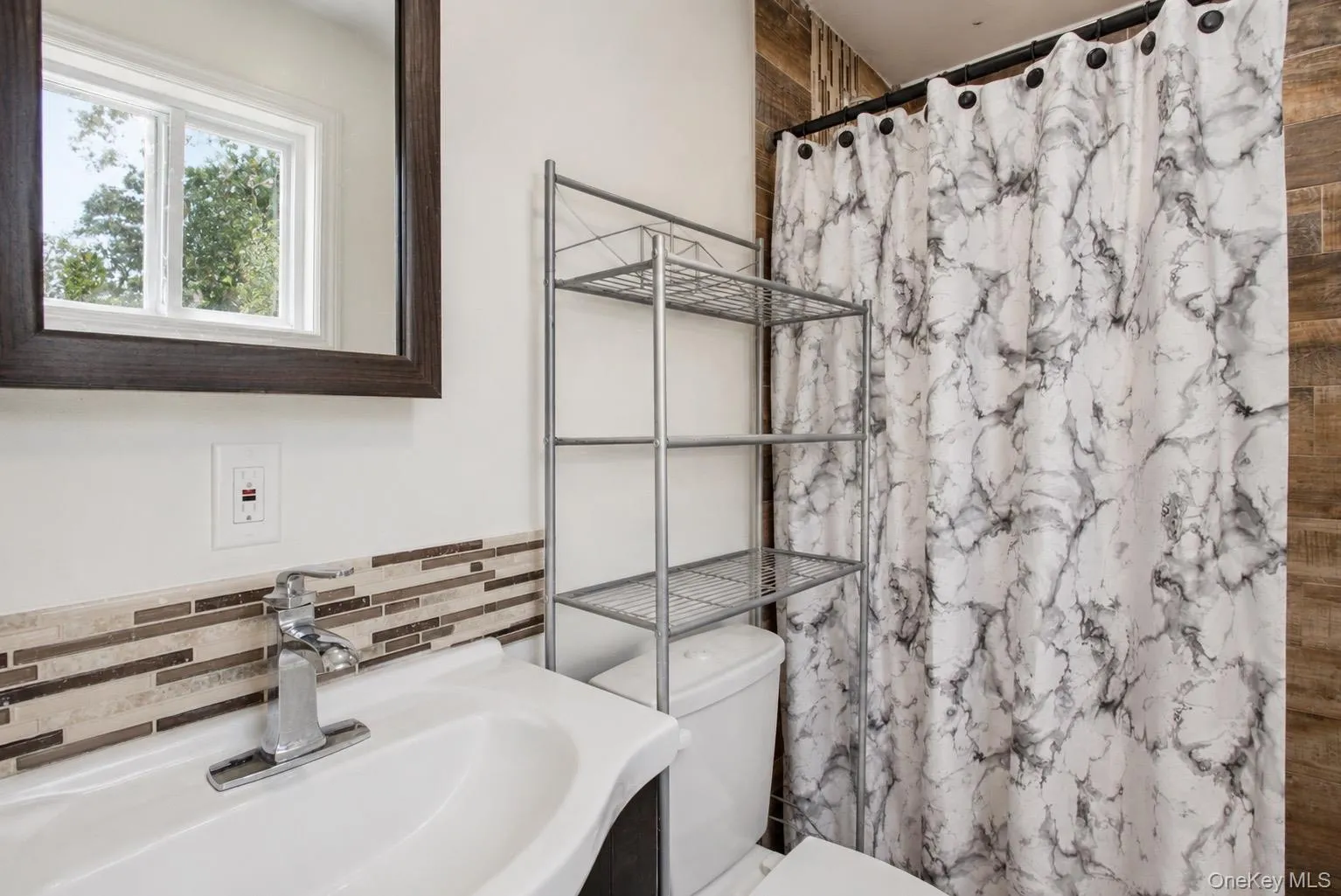 38 Golden Gate Drive, Brookhaven, NY, 6 Bedrooms Bedrooms, 10 Rooms Rooms,3 BathroomsBathrooms,Residential,For Rent,Golden Gate,0,1042520 38 Golden Gate Drive, Brookhaven, NY, 6 Bedrooms Bedrooms, 10 Rooms Rooms,3 BathroomsBathrooms,Residential,For Rent,Golden Gate,0,1042520