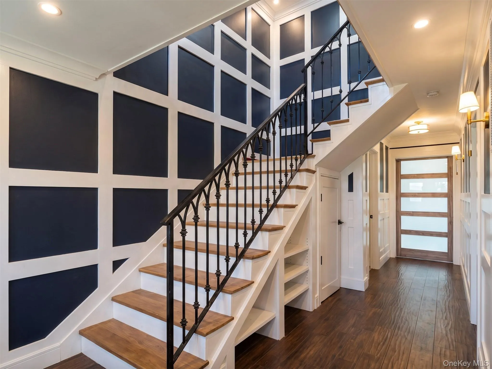 1 North Drive, Hempstead, NY, 7 Bedrooms Bedrooms, 15 Rooms Rooms,4 BathroomsBathrooms,Residential,For Rent,North,0,1042527 1 North Drive, Hempstead, NY, 7 Bedrooms Bedrooms, 15 Rooms Rooms,4 BathroomsBathrooms,Residential,For Rent,North,0,1042527