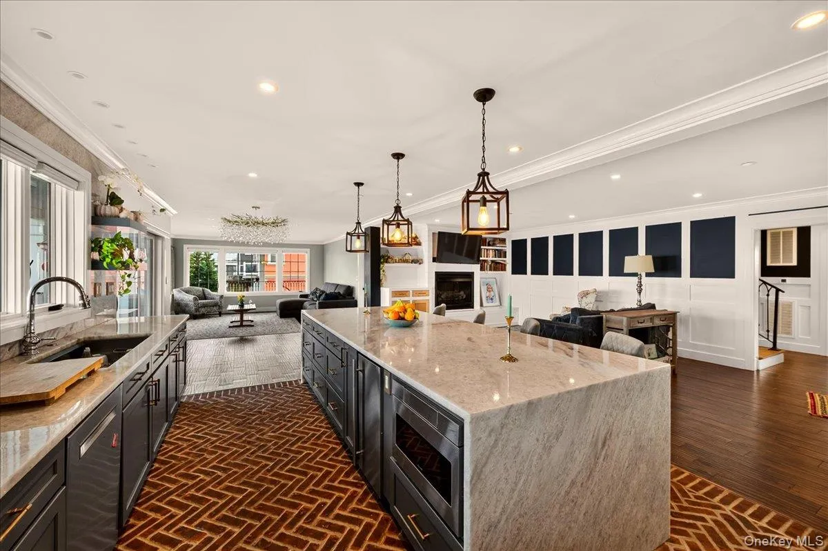 1 North Drive, Hempstead, NY, 7 Bedrooms Bedrooms, 15 Rooms Rooms,4 BathroomsBathrooms,Residential,For Rent,North,0,1042527 1 North Drive, Hempstead, NY, 7 Bedrooms Bedrooms, 15 Rooms Rooms,4 BathroomsBathrooms,Residential,For Rent,North,0,1042527