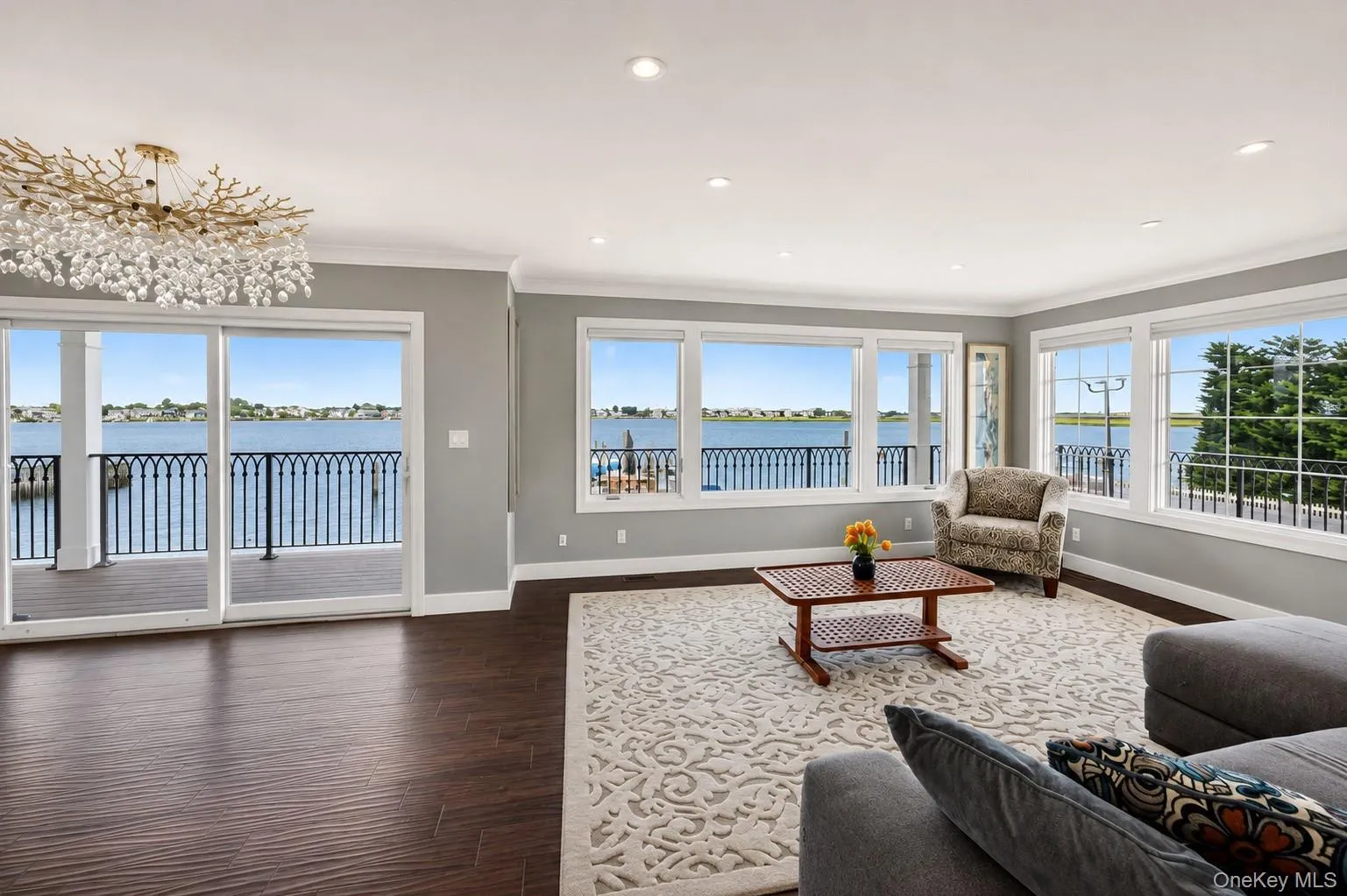 1 North Drive, Hempstead, NY, 7 Bedrooms Bedrooms, 15 Rooms Rooms,4 BathroomsBathrooms,Residential,For Rent,North,0,1042527 1 North Drive, Hempstead, NY, 7 Bedrooms Bedrooms, 15 Rooms Rooms,4 BathroomsBathrooms,Residential,For Rent,North,0,1042527