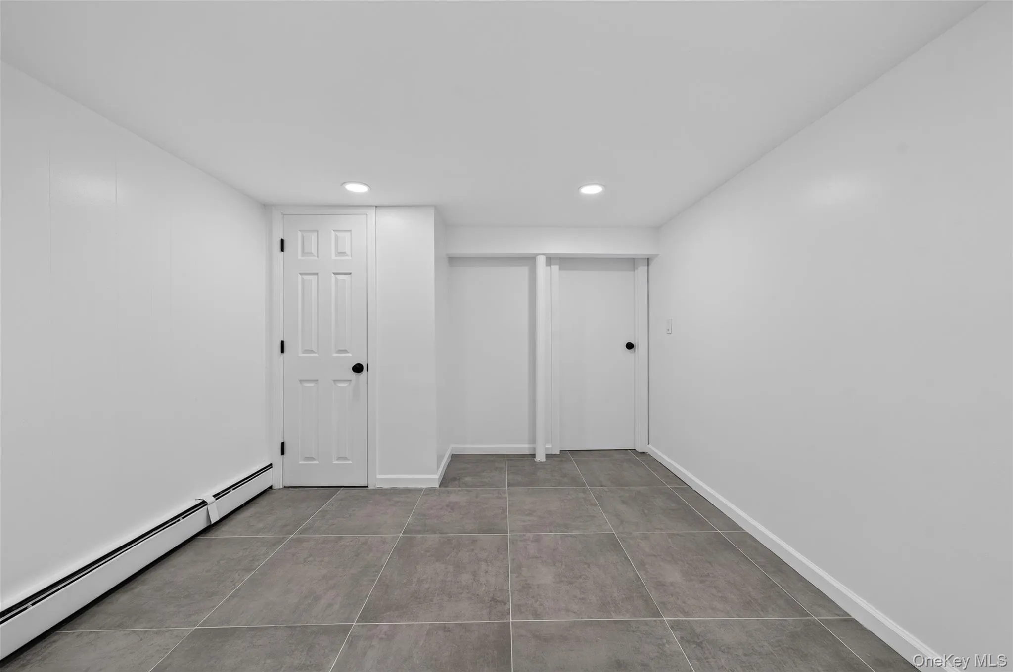 28 Roslyn Avenue, Brookhaven, NY, 3 Bedrooms Bedrooms, 7 Rooms Rooms,3 BathroomsBathrooms,Residential,For Rent,Roslyn,0,1042528 28 Roslyn Avenue, Brookhaven, NY, 3 Bedrooms Bedrooms, 7 Rooms Rooms,3 BathroomsBathrooms,Residential,For Rent,Roslyn,0,1042528