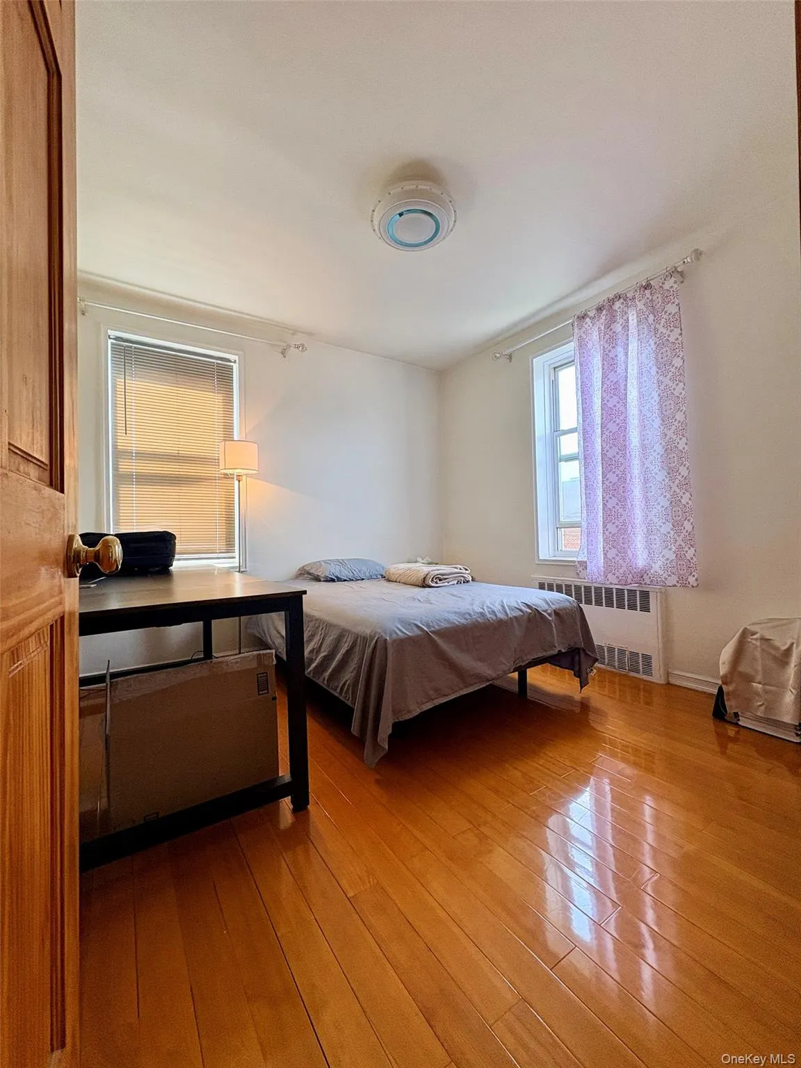 64-41 Saunders Street, New York, NY, 2 Bedrooms Bedrooms, 4 Rooms Rooms,1 BathroomBathrooms,Residential,For Rent,Saunders,0,1042529 64-41 Saunders Street, New York, NY, 2 Bedrooms Bedrooms, 4 Rooms Rooms,1 BathroomBathrooms,Residential,For Rent,Saunders,0,1042529
