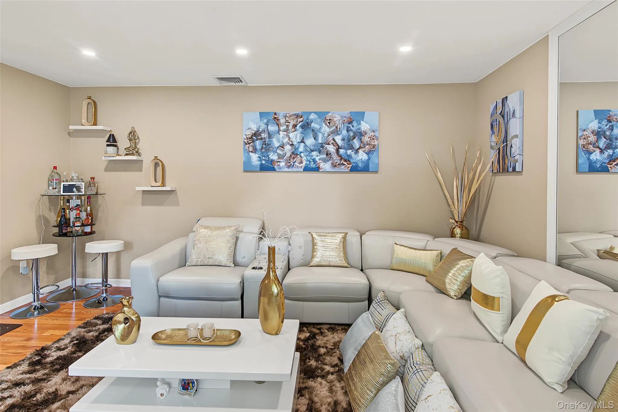 7 David Drive, Brookhaven, NY, 4 Bedrooms Bedrooms, 12 Rooms Rooms,4 BathroomsBathrooms,Residential,For Rent,David,0,1042531 7 David Drive, Brookhaven, NY, 4 Bedrooms Bedrooms, 12 Rooms Rooms,4 BathroomsBathrooms,Residential,For Rent,David,0,1042531