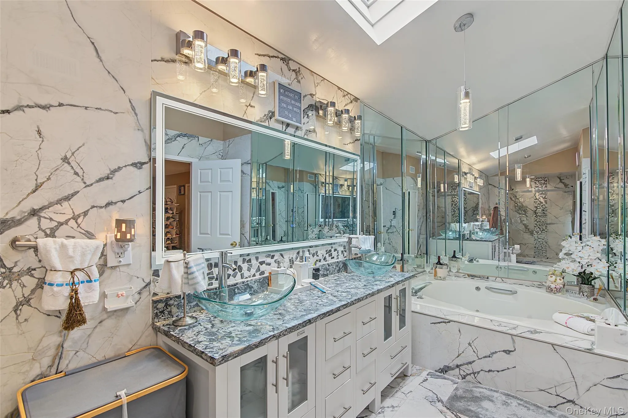 7 David Drive, Brookhaven, NY, 4 Bedrooms Bedrooms, 12 Rooms Rooms,4 BathroomsBathrooms,Residential,For Rent,David,0,1042531 7 David Drive, Brookhaven, NY, 4 Bedrooms Bedrooms, 12 Rooms Rooms,4 BathroomsBathrooms,Residential,For Rent,David,0,1042531