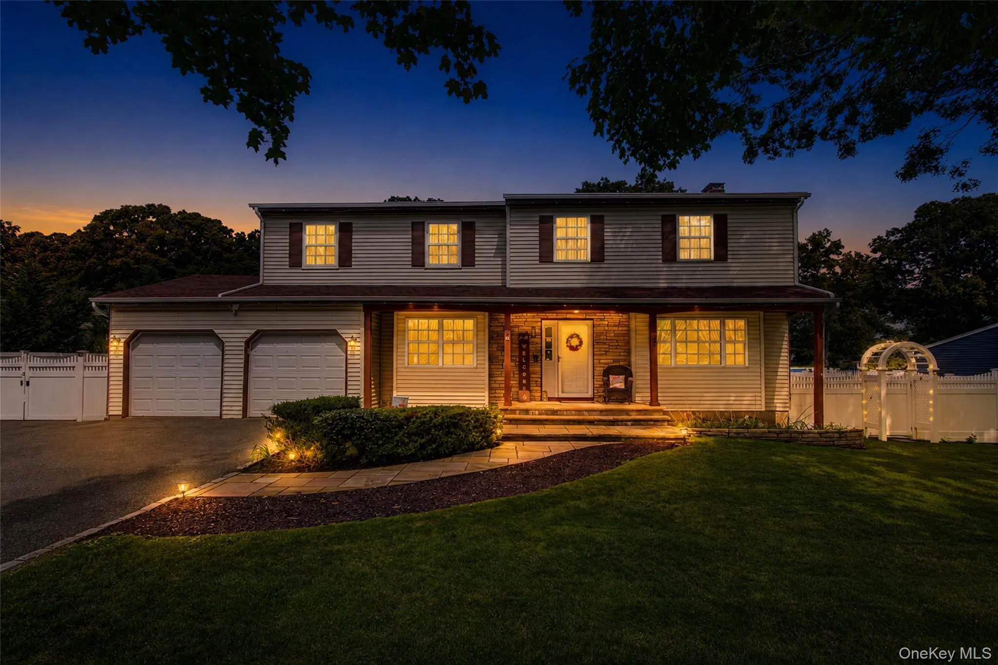 7 David Drive, Brookhaven, NY, 4 Bedrooms Bedrooms, 12 Rooms Rooms,4 BathroomsBathrooms,Residential,For Rent,David,0,1042531 7 David Drive, Brookhaven, NY, 4 Bedrooms Bedrooms, 12 Rooms Rooms,4 BathroomsBathrooms,Residential,For Rent,David,0,1042531