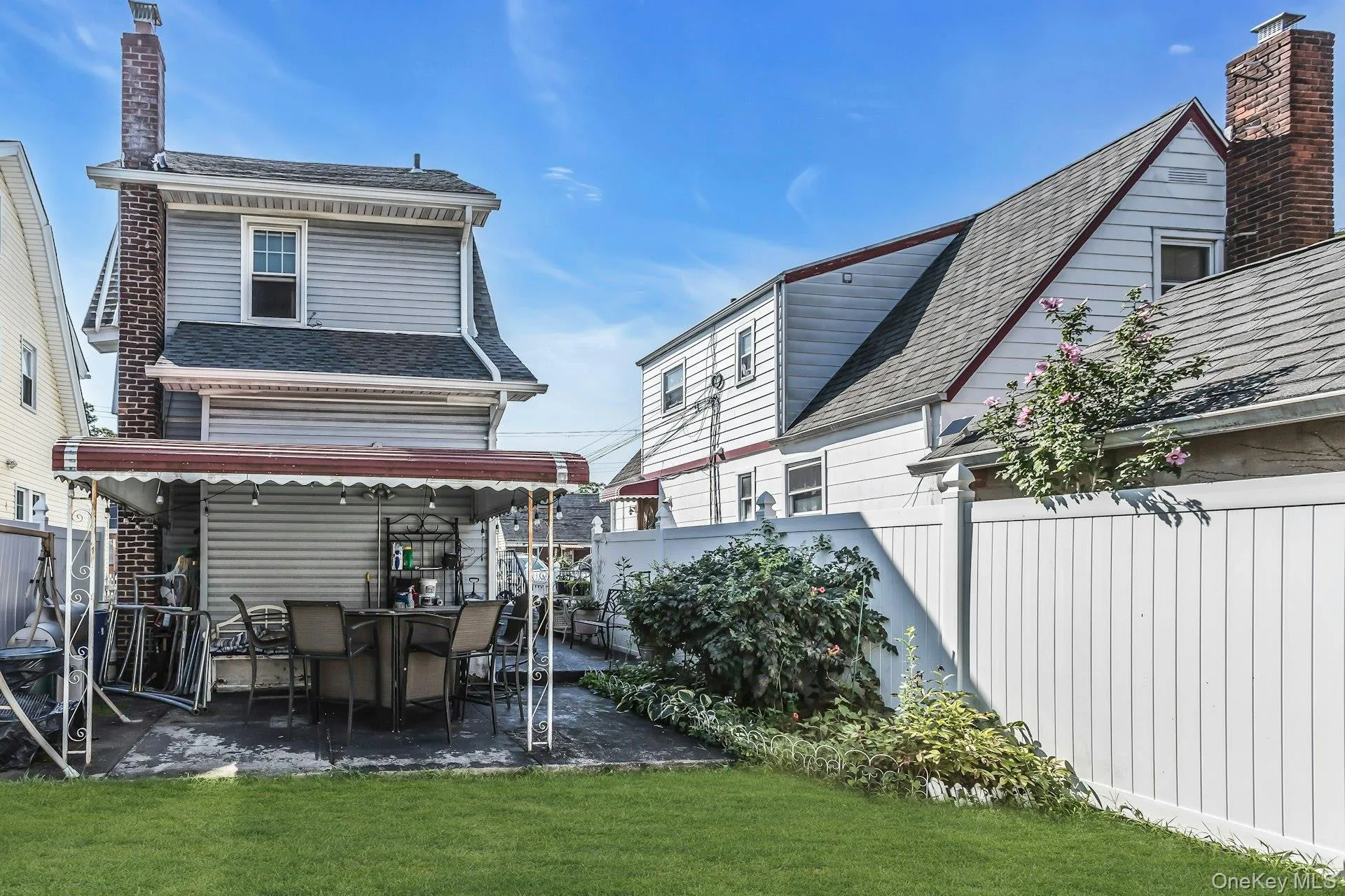 191-17 120th Avenue, New York, NY, 2 Bedrooms Bedrooms, 5 Rooms Rooms,1 BathroomBathrooms,Residential,For Rent,120th,0,1042535 191-17 120th Avenue, New York, NY, 2 Bedrooms Bedrooms, 5 Rooms Rooms,1 BathroomBathrooms,Residential,For Rent,120th,0,1042535