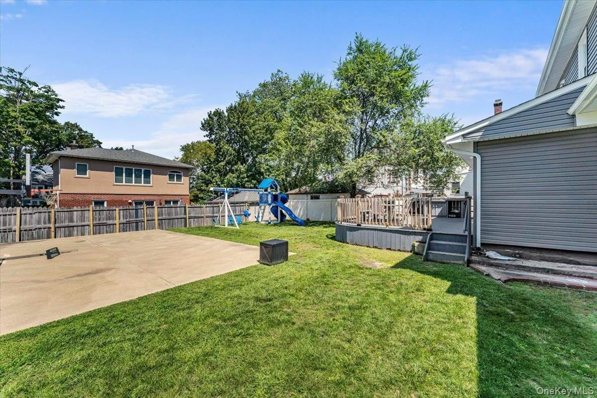 1068 Highland Place, Hempstead, NY, 3 Bedrooms Bedrooms, 9 Rooms Rooms,3 BathroomsBathrooms,Residential,For Rent,Highland,0,1042539 1068 Highland Place, Hempstead, NY, 3 Bedrooms Bedrooms, 9 Rooms Rooms,3 BathroomsBathrooms,Residential,For Rent,Highland,0,1042539