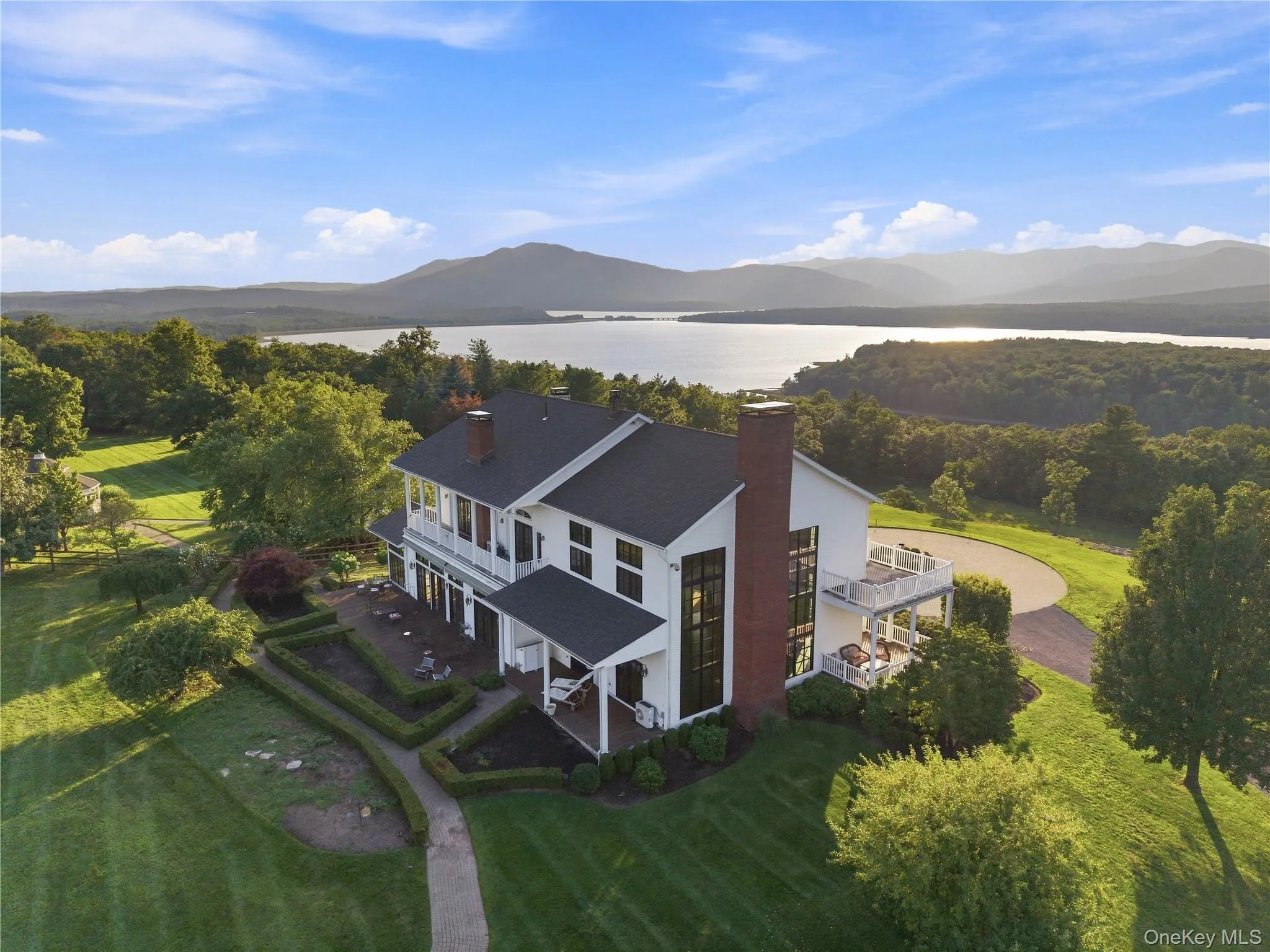 1471 Rt-28A, Hurley, NY, 9 Bedrooms Bedrooms, 16 Rooms Rooms,5 BathroomsBathrooms,Residential,For Rent,Rt-28A,0,1042545 1471 Rt-28A, Hurley, NY, 9 Bedrooms Bedrooms, 16 Rooms Rooms,5 BathroomsBathrooms,Residential,For Rent,Rt-28A,0,1042545