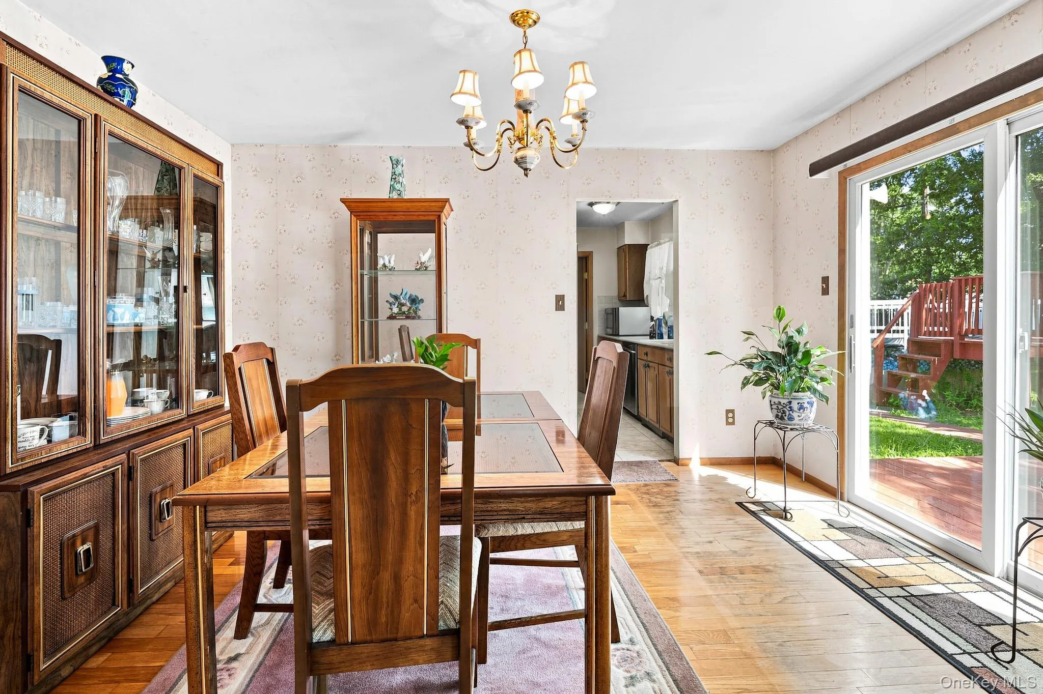 Dining Area Dining Area