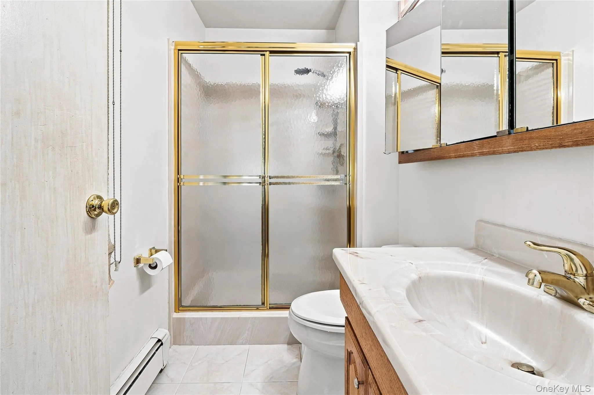 Full Bathroom Full Bathroom