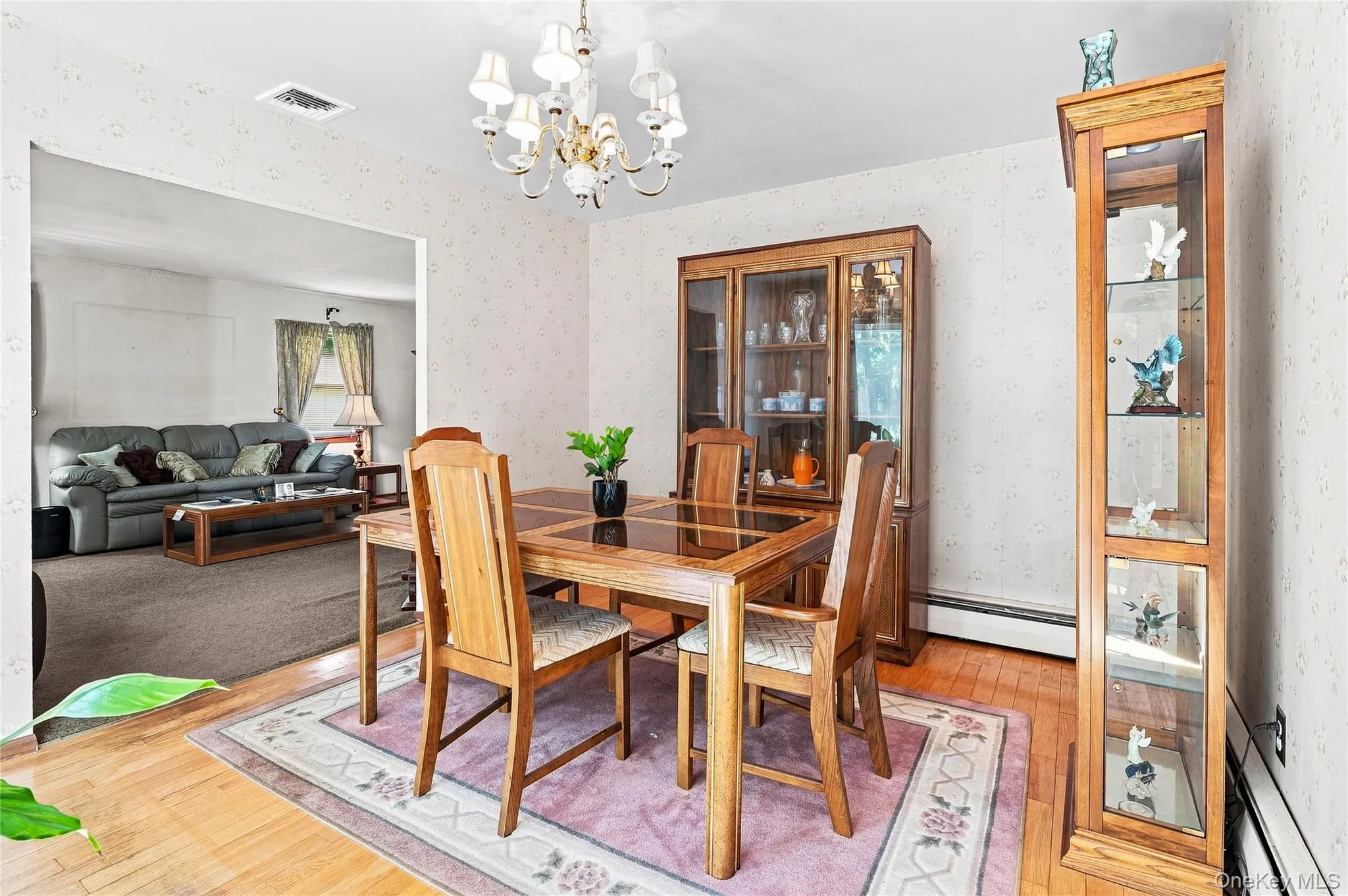 Dining Area Dining Area