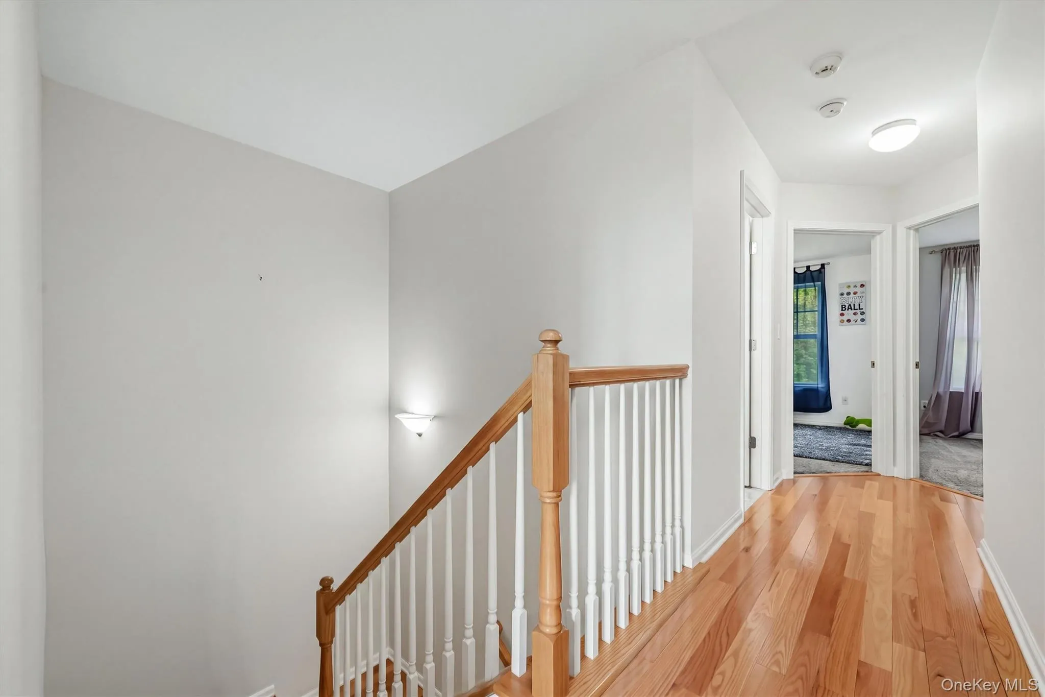 Hallway leading to 3 Bedrooms Hallway leading to 3 Bedrooms