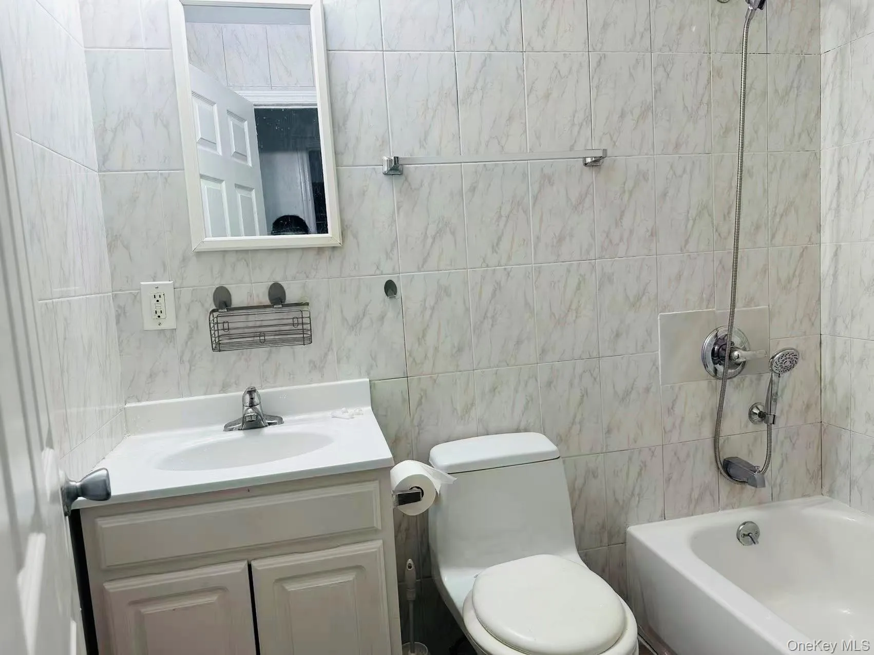 3-11 126th Street, New York, NY, 2 Bedrooms Bedrooms, 5 Rooms Rooms,1 BathroomBathrooms,Residential Lease,For Rent,126th,0,1042556 3-11 126th Street, New York, NY, 2 Bedrooms Bedrooms, 5 Rooms Rooms,1 BathroomBathrooms,Residential Lease,For Rent,126th,0,1042556