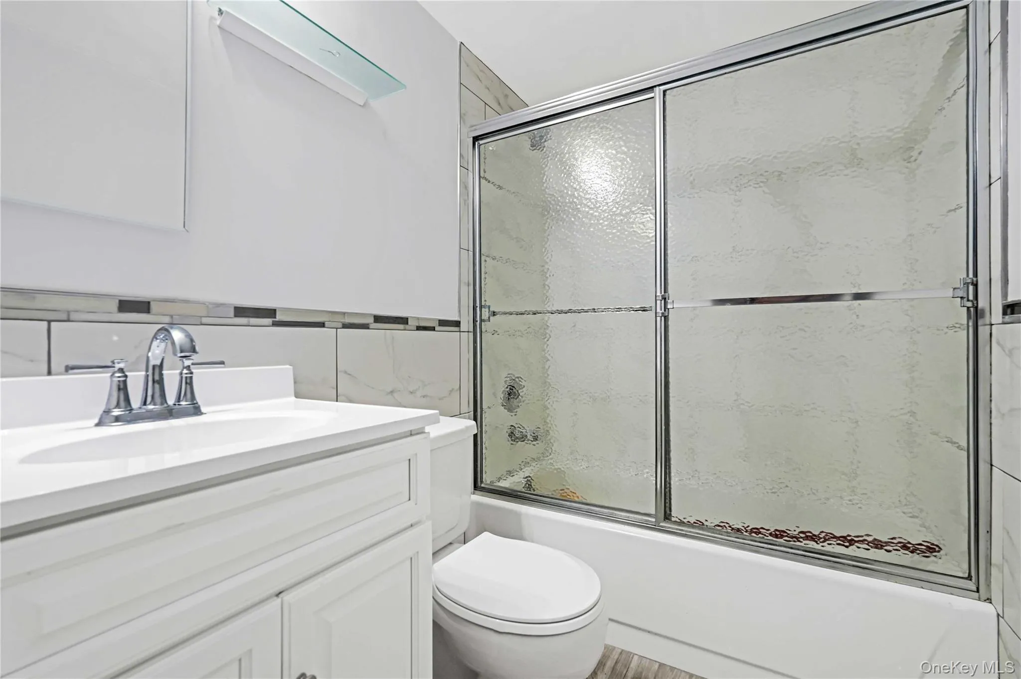 180-16 Wexford Terrace, New York, NY, 1 Bedroom Bedrooms, 3 Rooms Rooms,1 BathroomBathrooms,Residential,For Rent,Wexford,0,1042557 180-16 Wexford Terrace, New York, NY, 1 Bedroom Bedrooms, 3 Rooms Rooms,1 BathroomBathrooms,Residential,For Rent,Wexford,0,1042557