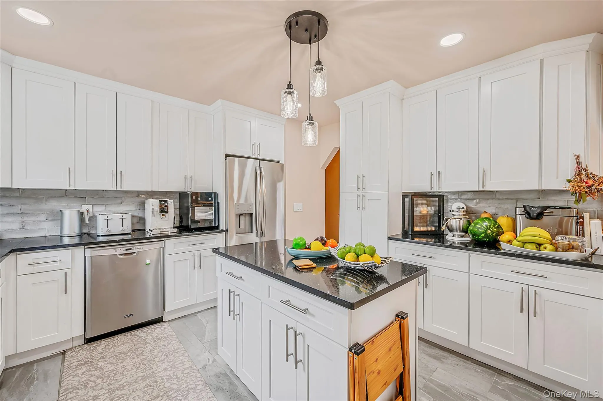25 Kellogg Place, Huntington, NY, 5 Bedrooms Bedrooms, 9 Rooms Rooms,2 BathroomsBathrooms,Residential,For Rent,Kellogg,0,1042558 25 Kellogg Place, Huntington, NY, 5 Bedrooms Bedrooms, 9 Rooms Rooms,2 BathroomsBathrooms,Residential,For Rent,Kellogg,0,1042558