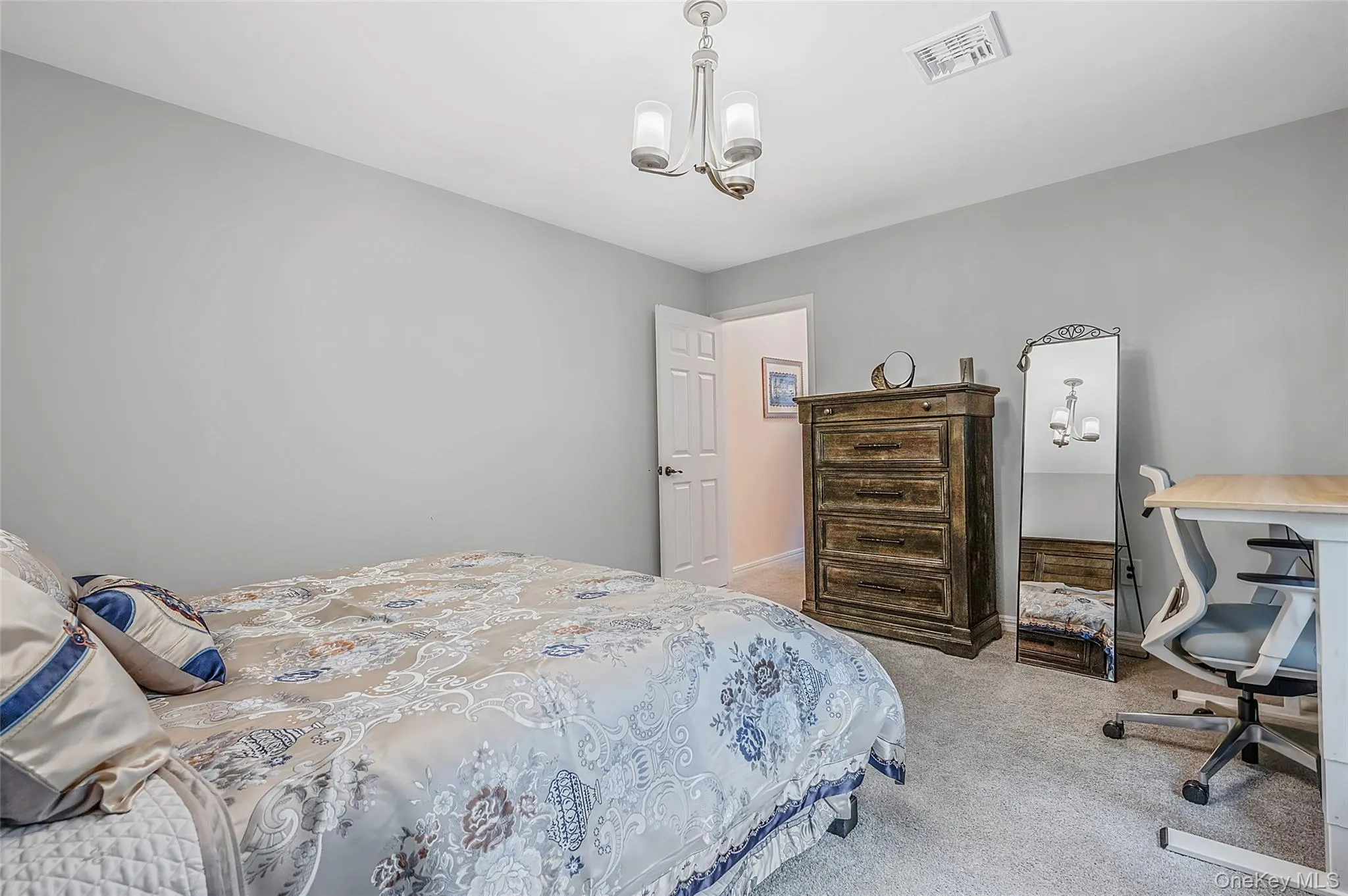 25 Kellogg Place, Huntington, NY, 5 Bedrooms Bedrooms, 9 Rooms Rooms,2 BathroomsBathrooms,Residential,For Rent,Kellogg,0,1042558 25 Kellogg Place, Huntington, NY, 5 Bedrooms Bedrooms, 9 Rooms Rooms,2 BathroomsBathrooms,Residential,For Rent,Kellogg,0,1042558