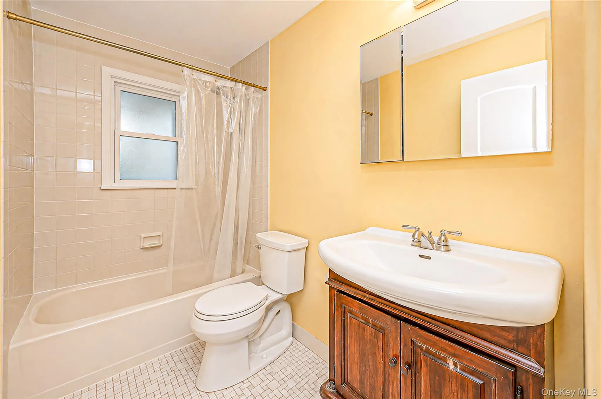 25 Kellogg Place, Huntington, NY, 5 Bedrooms Bedrooms, 9 Rooms Rooms,2 BathroomsBathrooms,Residential,For Rent,Kellogg,0,1042558 25 Kellogg Place, Huntington, NY, 5 Bedrooms Bedrooms, 9 Rooms Rooms,2 BathroomsBathrooms,Residential,For Rent,Kellogg,0,1042558