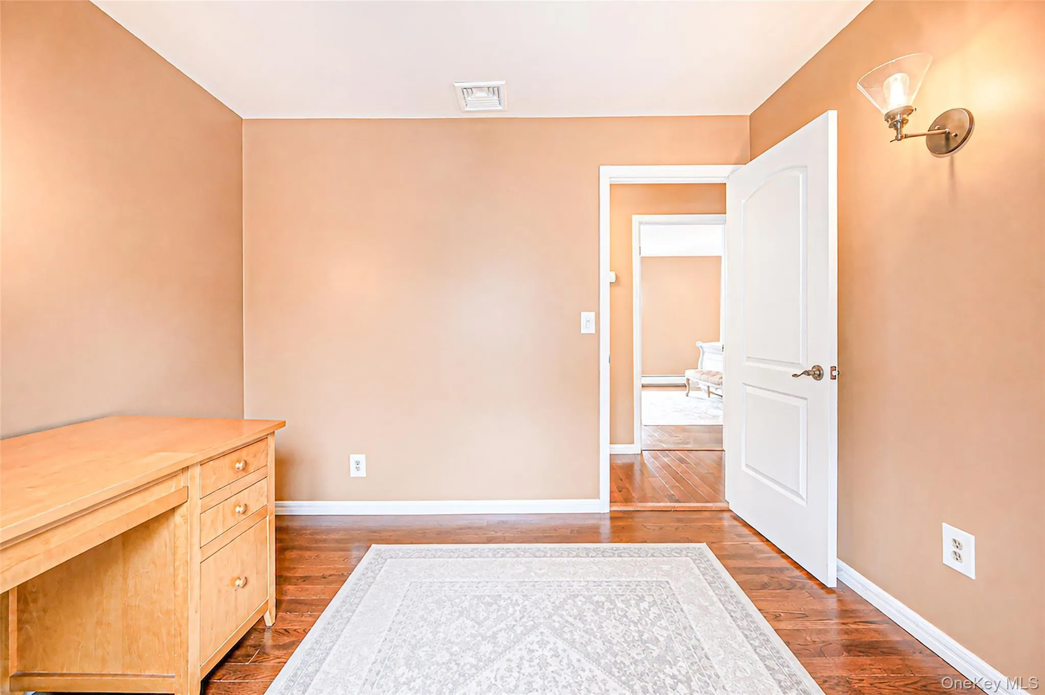 25 Kellogg Place, Huntington, NY, 5 Bedrooms Bedrooms, 9 Rooms Rooms,2 BathroomsBathrooms,Residential,For Rent,Kellogg,0,1042558 25 Kellogg Place, Huntington, NY, 5 Bedrooms Bedrooms, 9 Rooms Rooms,2 BathroomsBathrooms,Residential,For Rent,Kellogg,0,1042558