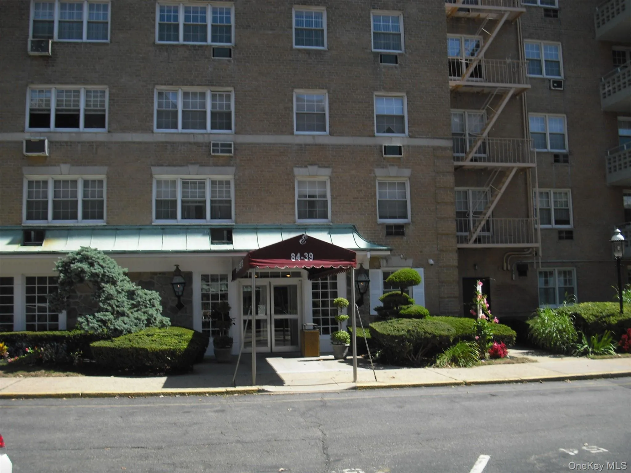 84-39 Apt 4L 153 Ave Avenue, New York, NY, 2 Bedrooms Bedrooms, 5 Rooms Rooms,2 BathroomsBathrooms,Residential,For Rent,153 Ave,0,1042559 84-39 Apt 4L 153 Ave Avenue, New York, NY, 2 Bedrooms Bedrooms, 5 Rooms Rooms,2 BathroomsBathrooms,Residential,For Rent,153 Ave,0,1042559
