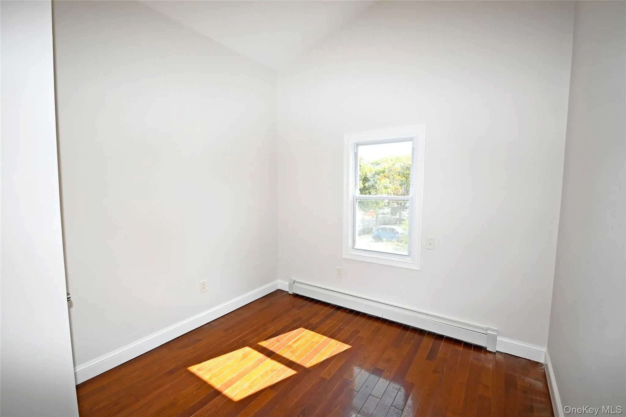 145-29 243rd Street, New York, NY, 4 Bedrooms Bedrooms, 7 Rooms Rooms,2 BathroomsBathrooms,Residential Lease,For Rent,243rd,0,1042567 145-29 243rd Street, New York, NY, 4 Bedrooms Bedrooms, 7 Rooms Rooms,2 BathroomsBathrooms,Residential Lease,For Rent,243rd,0,1042567