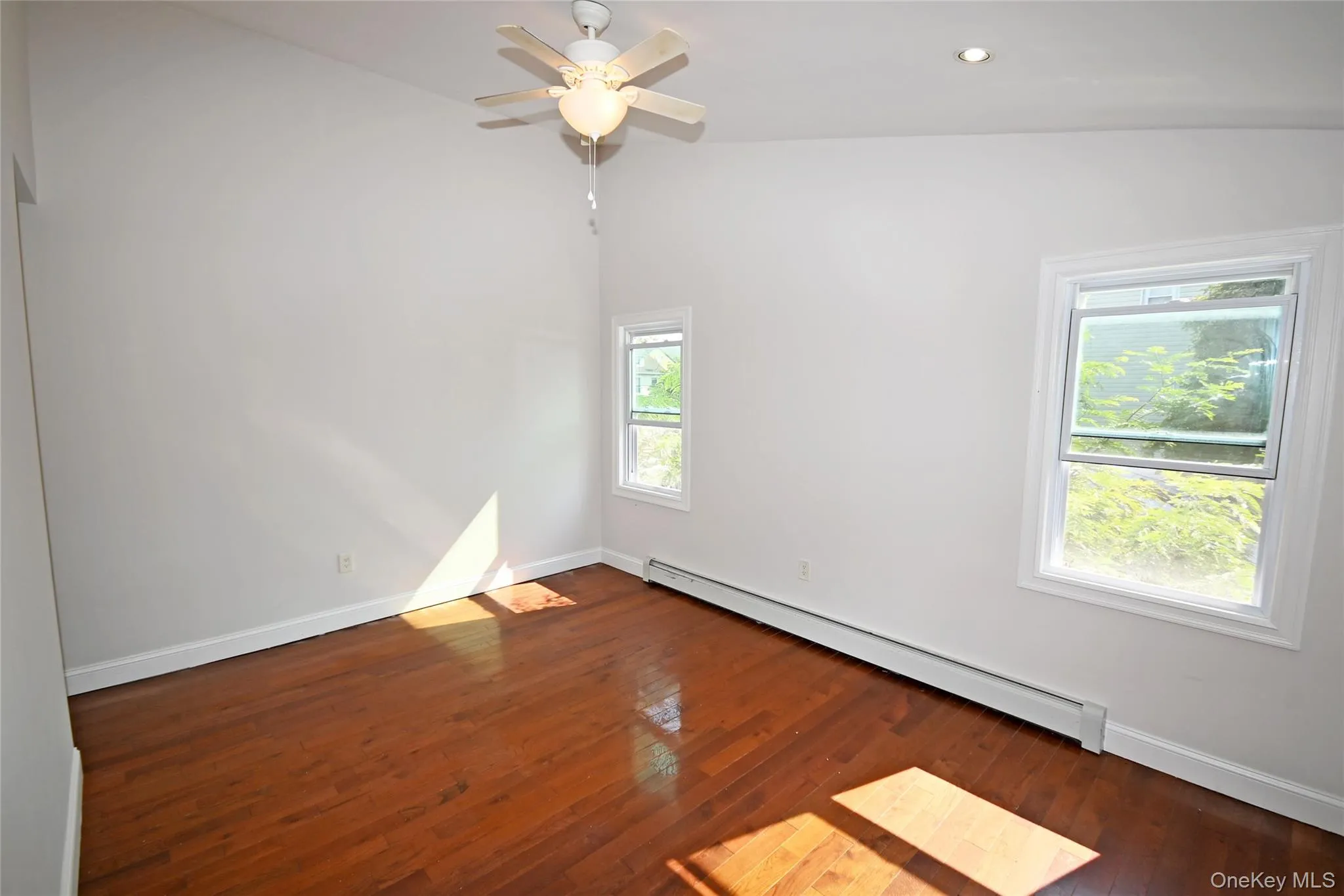 145-29 243rd Street, New York, NY, 4 Bedrooms Bedrooms, 7 Rooms Rooms,2 BathroomsBathrooms,Residential Lease,For Rent,243rd,0,1042567 145-29 243rd Street, New York, NY, 4 Bedrooms Bedrooms, 7 Rooms Rooms,2 BathroomsBathrooms,Residential Lease,For Rent,243rd,0,1042567