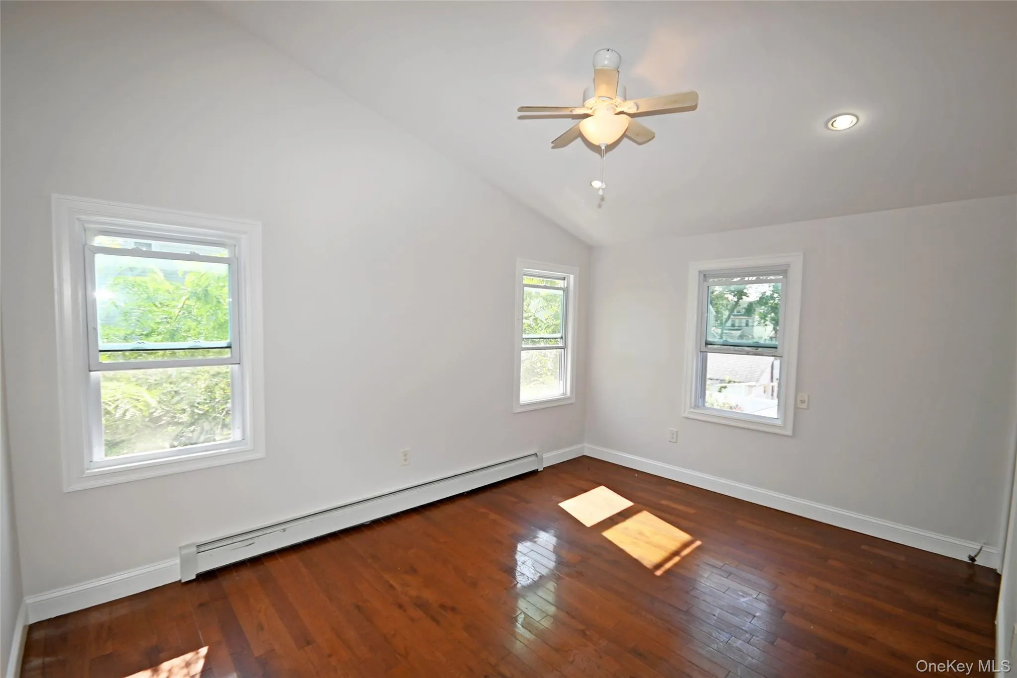 145-29 243rd Street, New York, NY, 4 Bedrooms Bedrooms, 7 Rooms Rooms,2 BathroomsBathrooms,Residential Lease,For Rent,243rd,0,1042567 145-29 243rd Street, New York, NY, 4 Bedrooms Bedrooms, 7 Rooms Rooms,2 BathroomsBathrooms,Residential Lease,For Rent,243rd,0,1042567