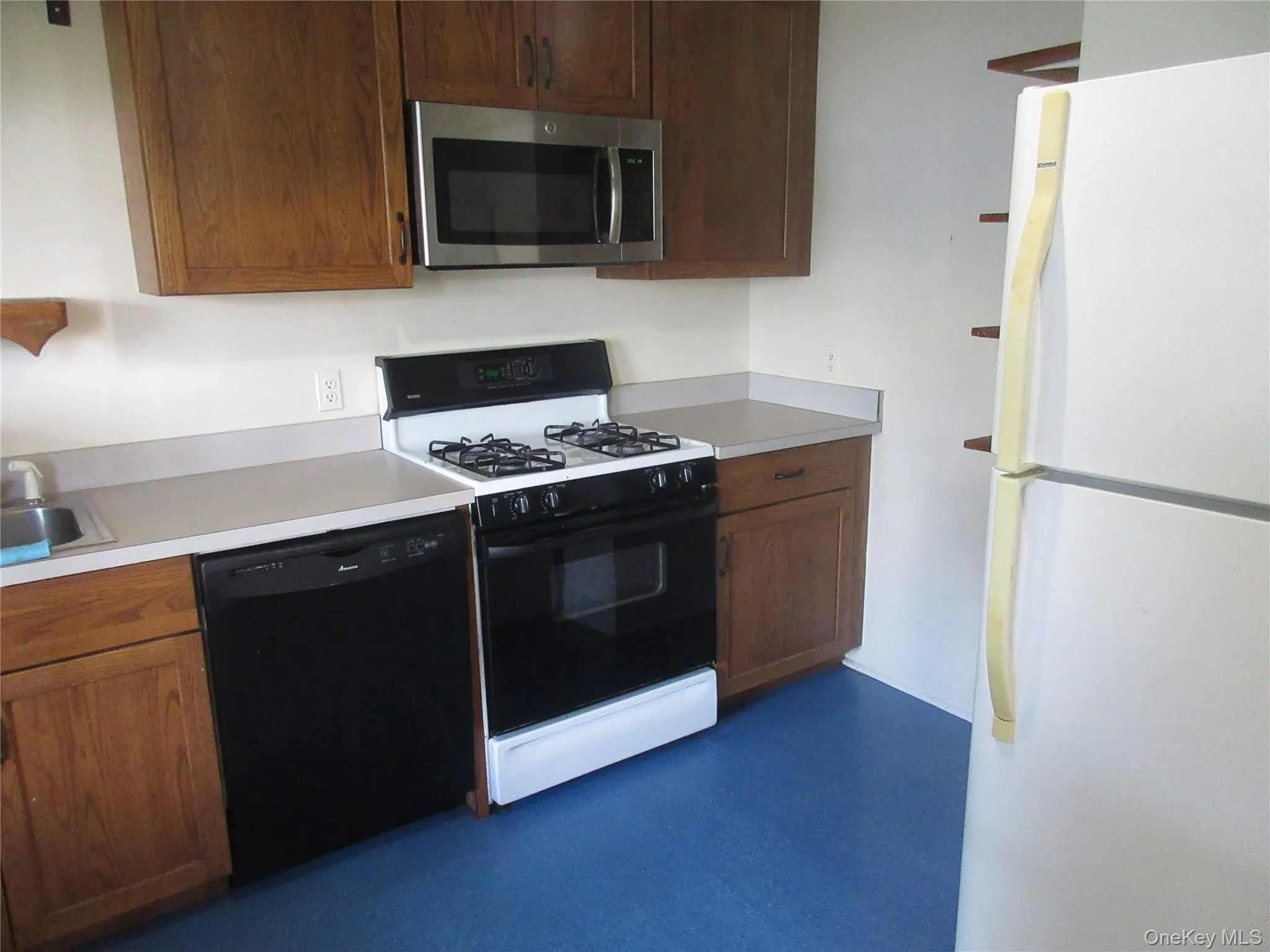 66 Franklin Street, Orangetown, NY, 2 Bedroom Bedrooms, 4 Room Rooms,1 BathroomBathrooms,Residential Lease,For Rent,Franklin,0,1042570 66 Franklin Street, Orangetown, NY, 2 Bedroom Bedrooms, 4 Room Rooms,1 BathroomBathrooms,Residential Lease,For Rent,Franklin,0,1042570