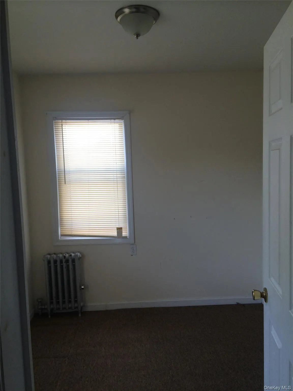 143-22 94th Avenue, New York, NY, 3 Bedrooms Bedrooms, 6 Rooms Rooms,1 BathroomBathrooms,Residential Lease,For Rent,94th,0,1042573 143-22 94th Avenue, New York, NY, 3 Bedrooms Bedrooms, 6 Rooms Rooms,1 BathroomBathrooms,Residential Lease,For Rent,94th,0,1042573