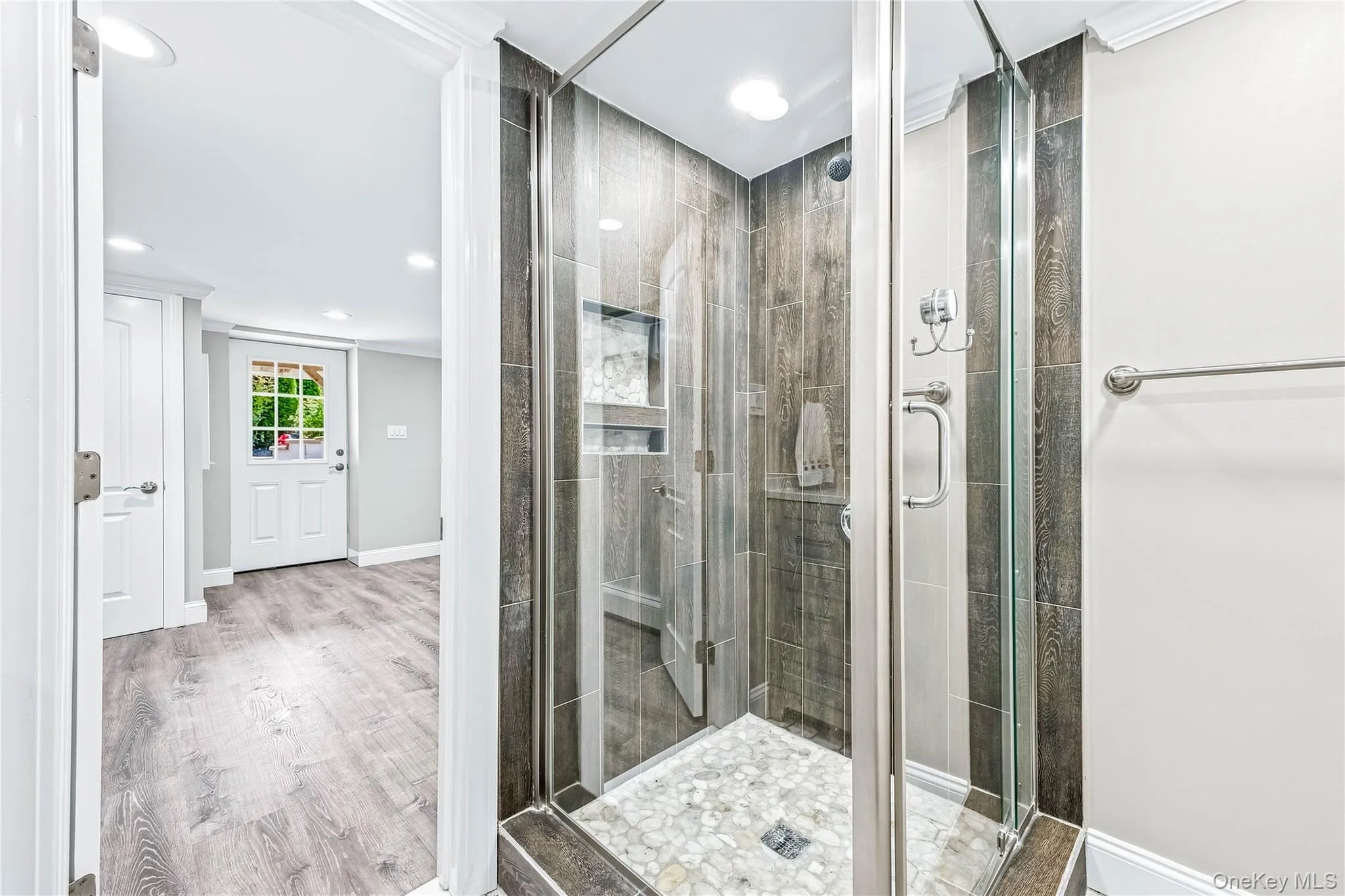 131 North Coleman Road, Brookhaven, NY, 2 Bedrooms Bedrooms, 4 Rooms Rooms,1 BathroomBathrooms,Residential Lease,For Rent,North Coleman,0,1042574 131 North Coleman Road, Brookhaven, NY, 2 Bedrooms Bedrooms, 4 Rooms Rooms,1 BathroomBathrooms,Residential Lease,For Rent,North Coleman,0,1042574