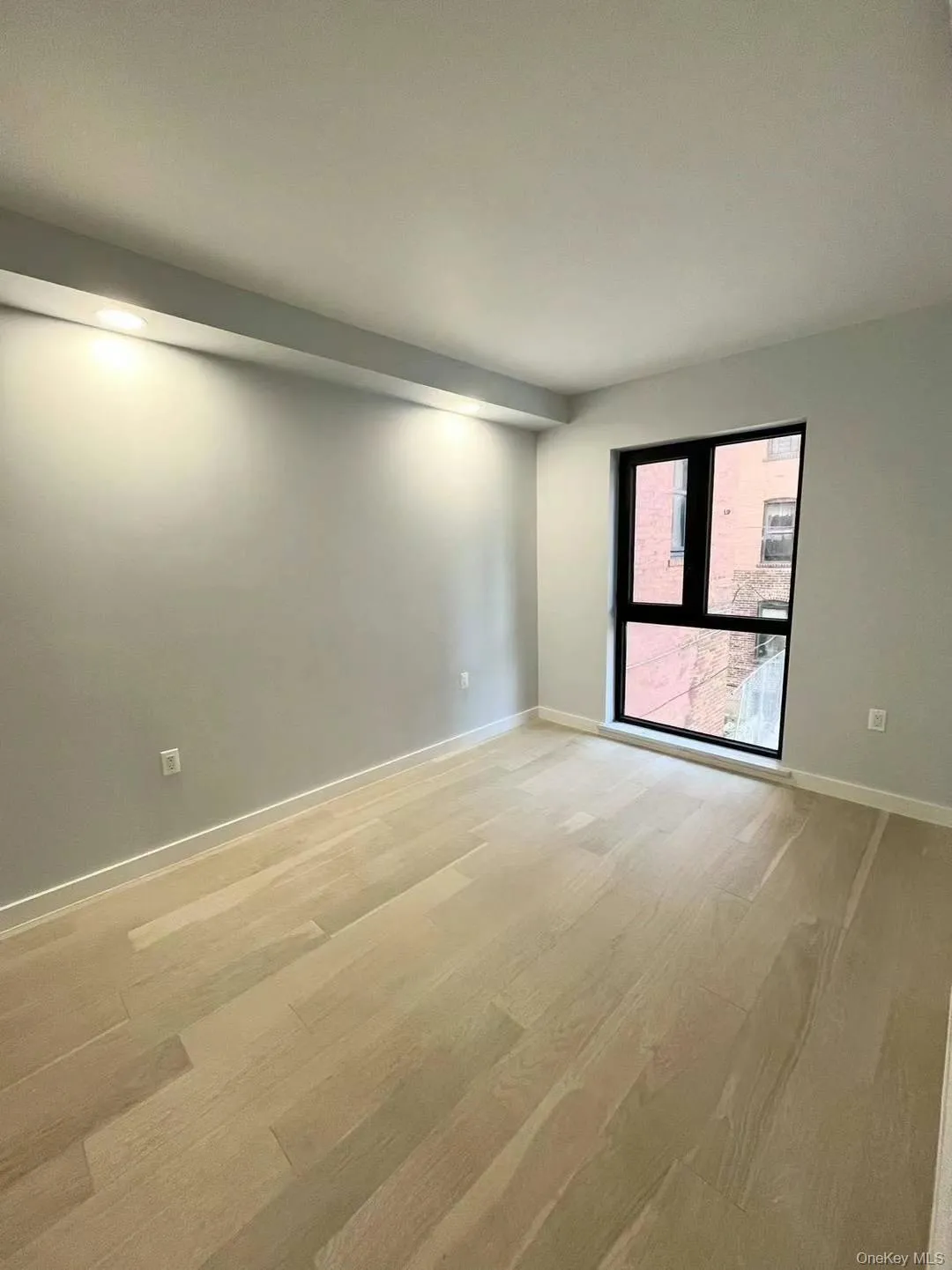 37-32 89th Street, New York, NY, 1 Bedroom Bedrooms, 3 Room Rooms,1 BathroomBathrooms,Residential Lease,For Rent,89th,0,1042577 37-32 89th Street, New York, NY, 1 Bedroom Bedrooms, 3 Room Rooms,1 BathroomBathrooms,Residential Lease,For Rent,89th,0,1042577