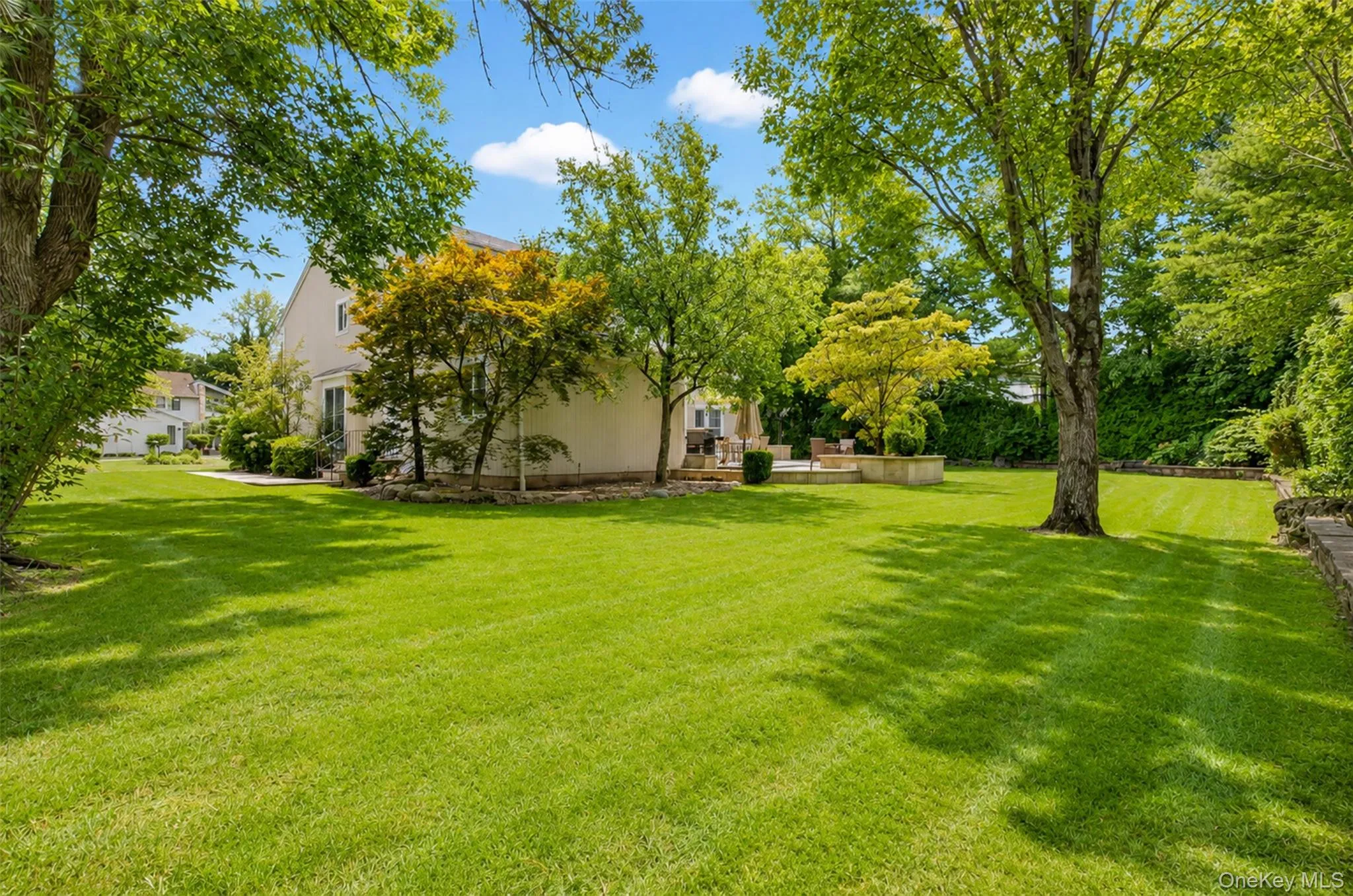 40 Bristol Drive, North Hempstead, NY, 5 Bedrooms Bedrooms, 10 Rooms Rooms,4 BathroomsBathrooms,Residential,For Rent,Bristol,0,1042580 40 Bristol Drive, North Hempstead, NY, 5 Bedrooms Bedrooms, 10 Rooms Rooms,4 BathroomsBathrooms,Residential,For Rent,Bristol,0,1042580